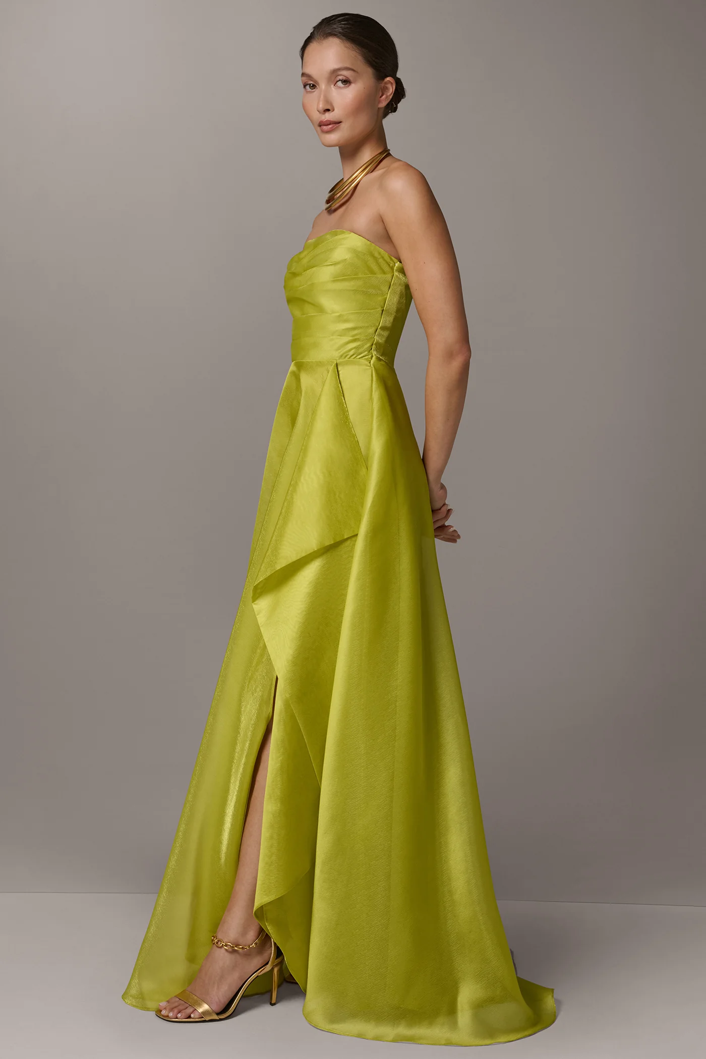 STRAPLESS RUFFLE A-LINE GOWN - VXVOV