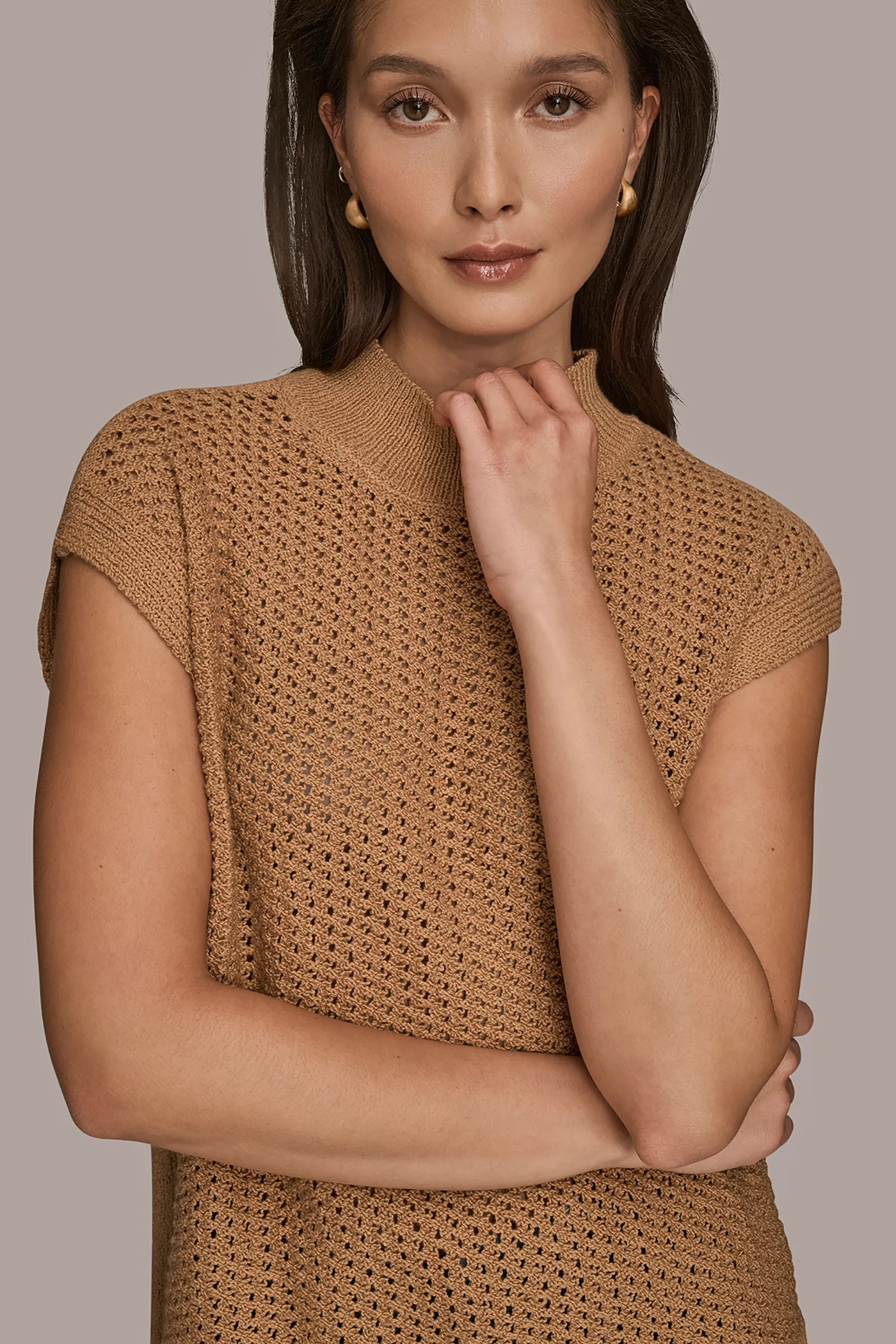 SLEEVELESS MOCK-NECK OPEN STITCH SWEATER - VXVOV