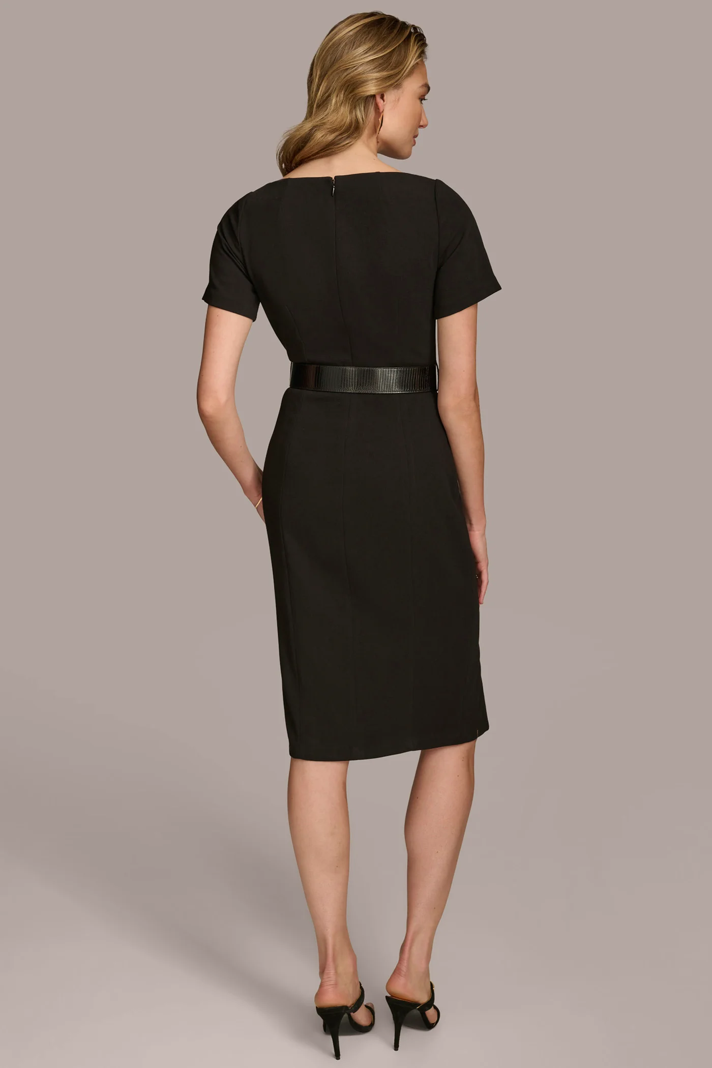 SHORT SLEEVE SWEETHEART V-NECK DRESS - VXVOV