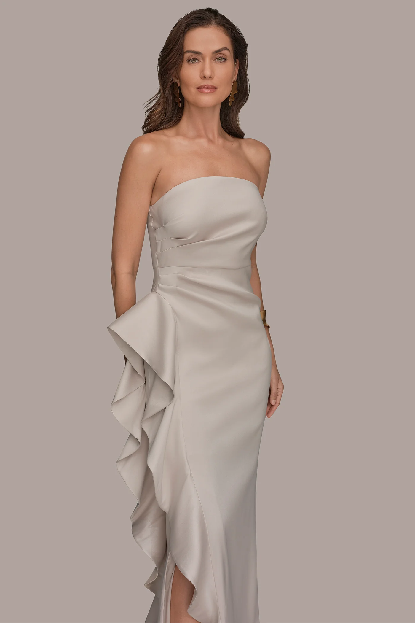 TAFFETA STRAPLESS RUFFLE GOWN - VXVOV