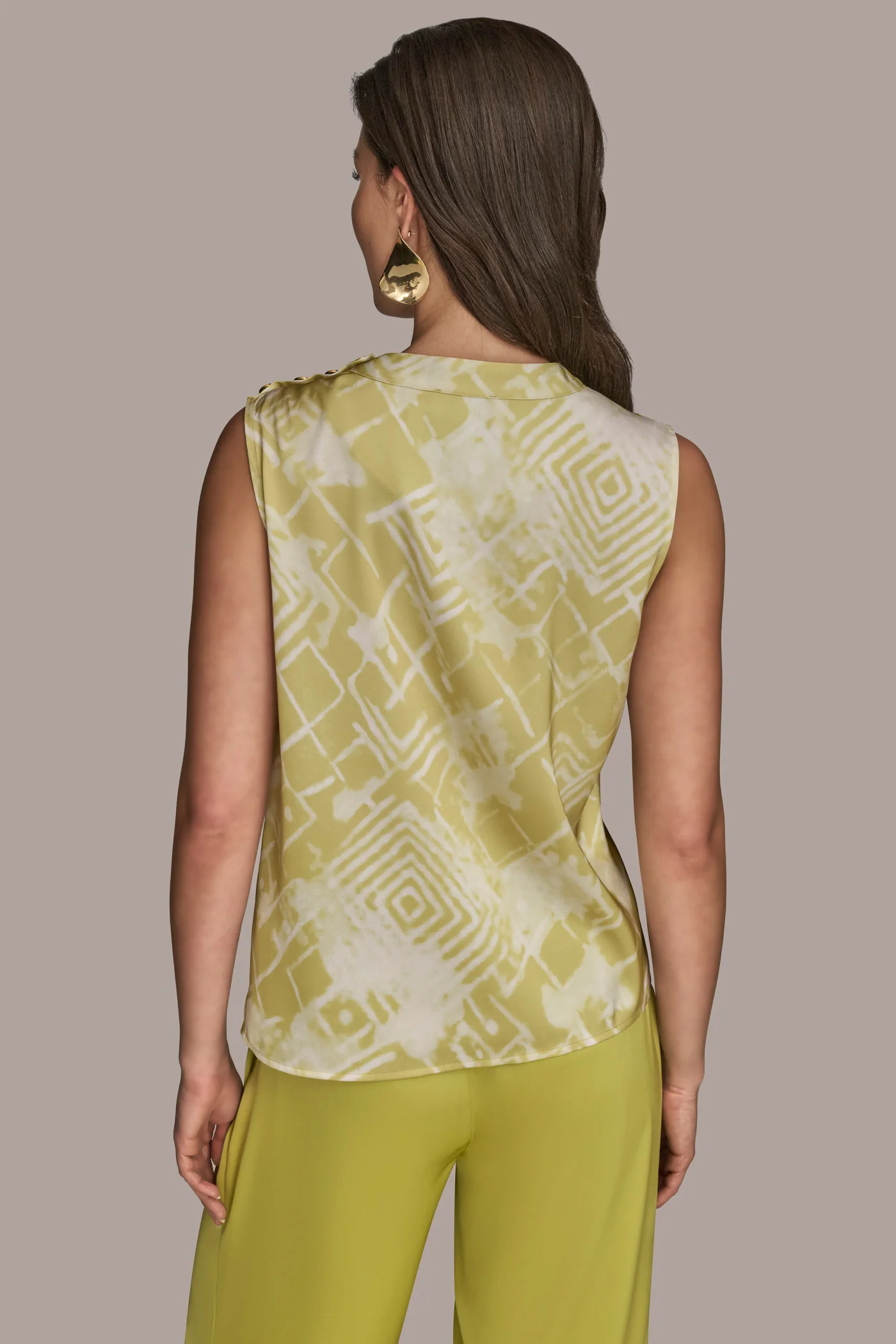 BUTTON-EMBELLISHED SHOULDER TOP - VXVOV