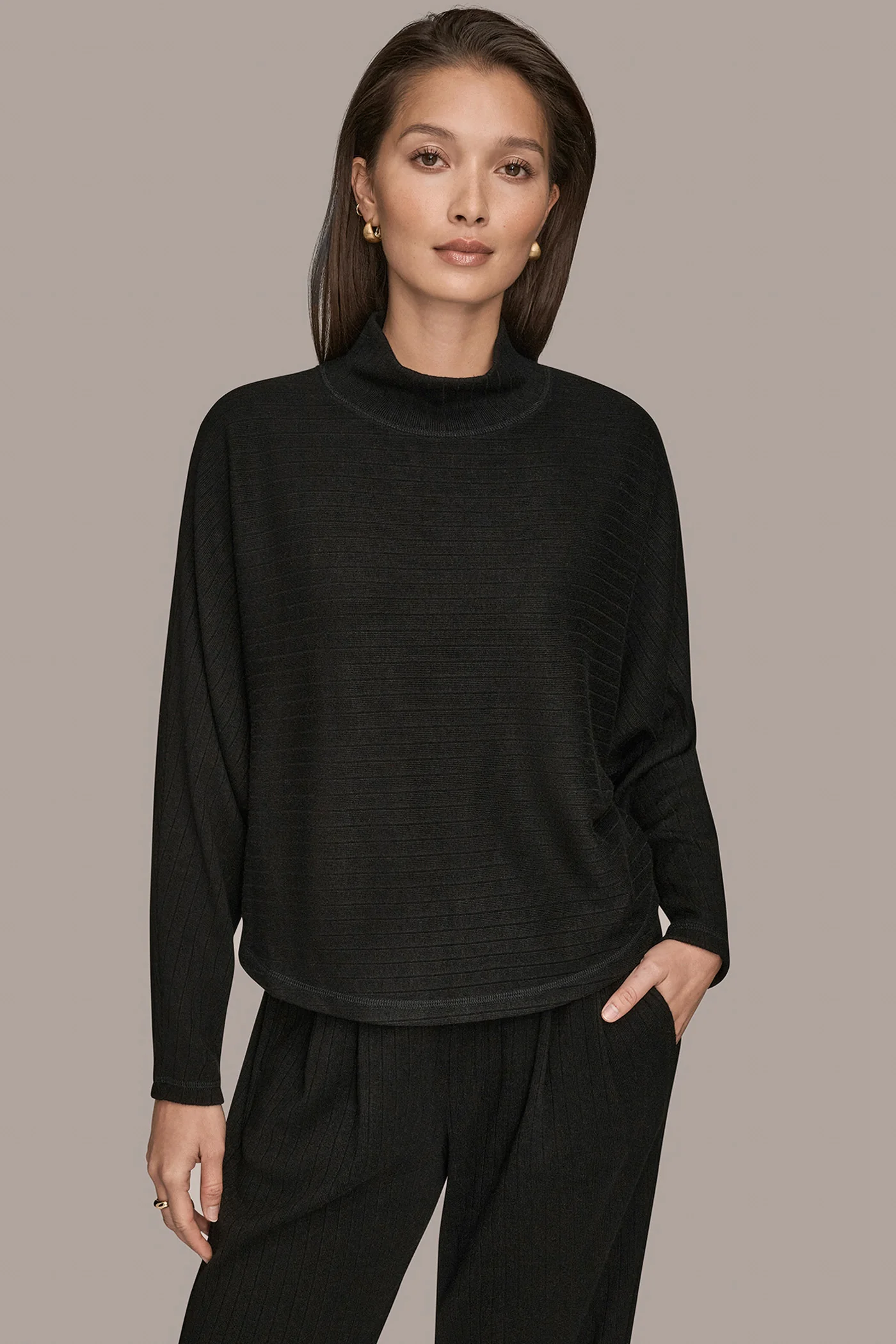 CROPPED RIBBED MOCK-NECK TOP - VXVOV