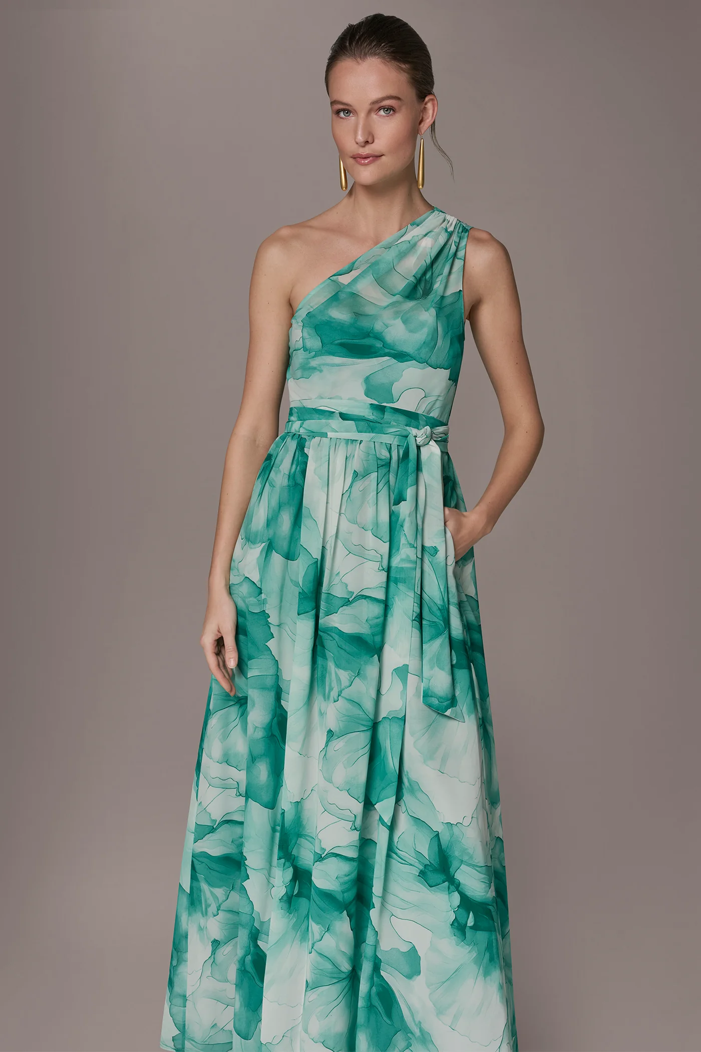 CHIFFON FLORAL ONE-SHOULDER GOWN - VXVOV