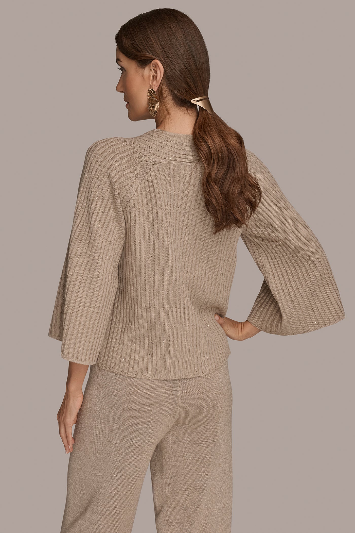 BELL SLEEVE SEQUIN SWEATER - VXVOV