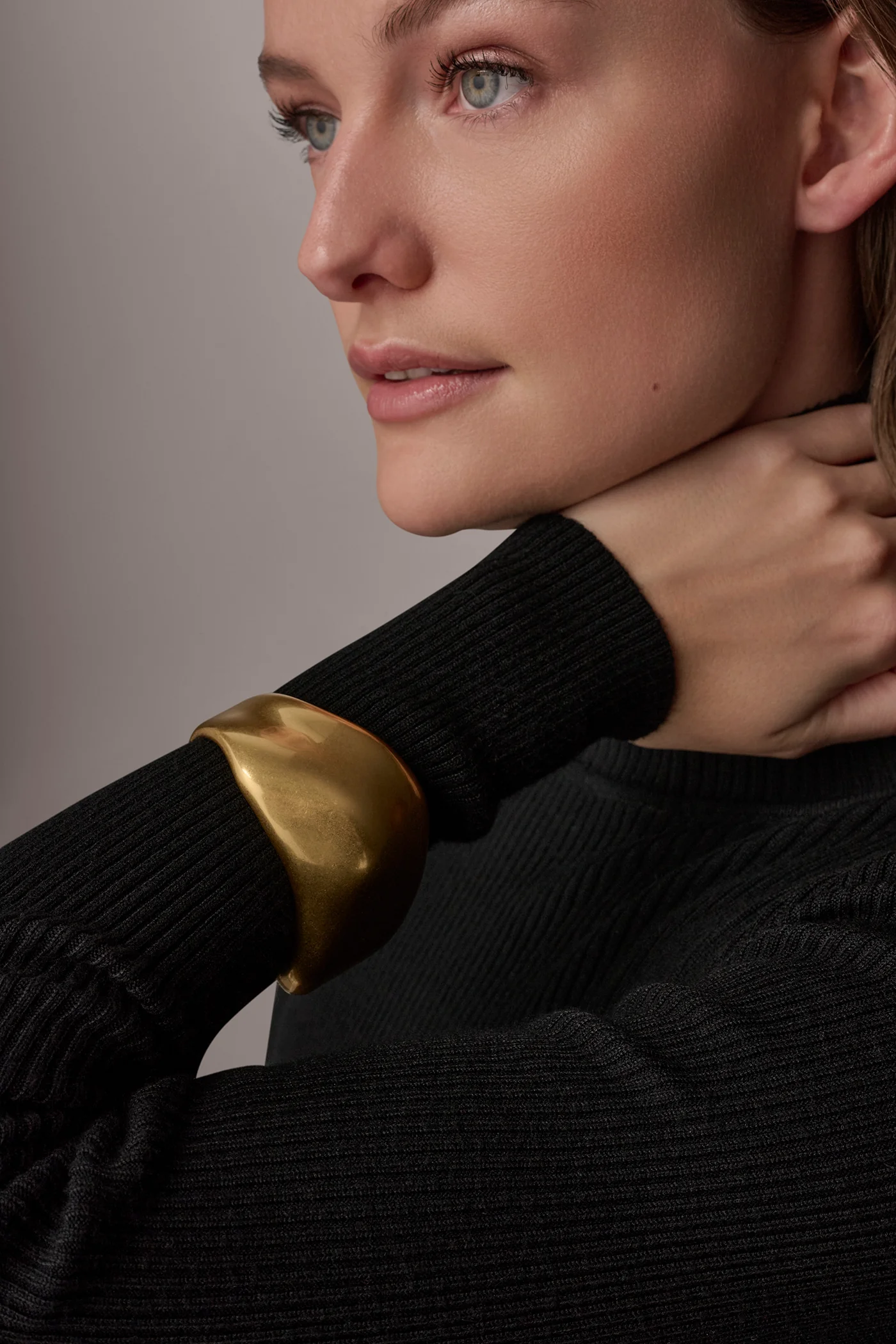 SIGNATURE CUFF BRACELET - VXVOV