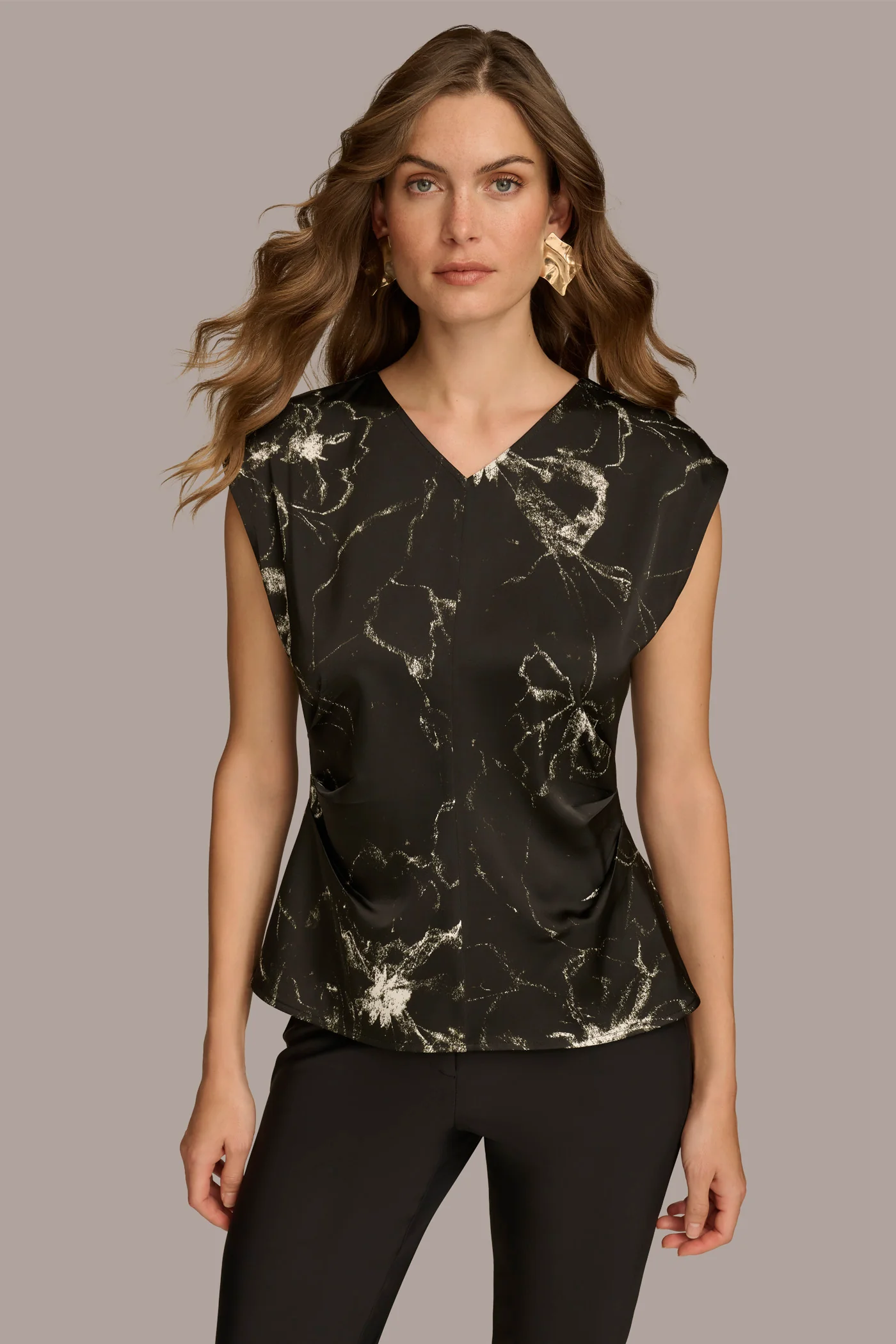 PRINTED CAP SLEEVE WITH DARTS - VXVOV