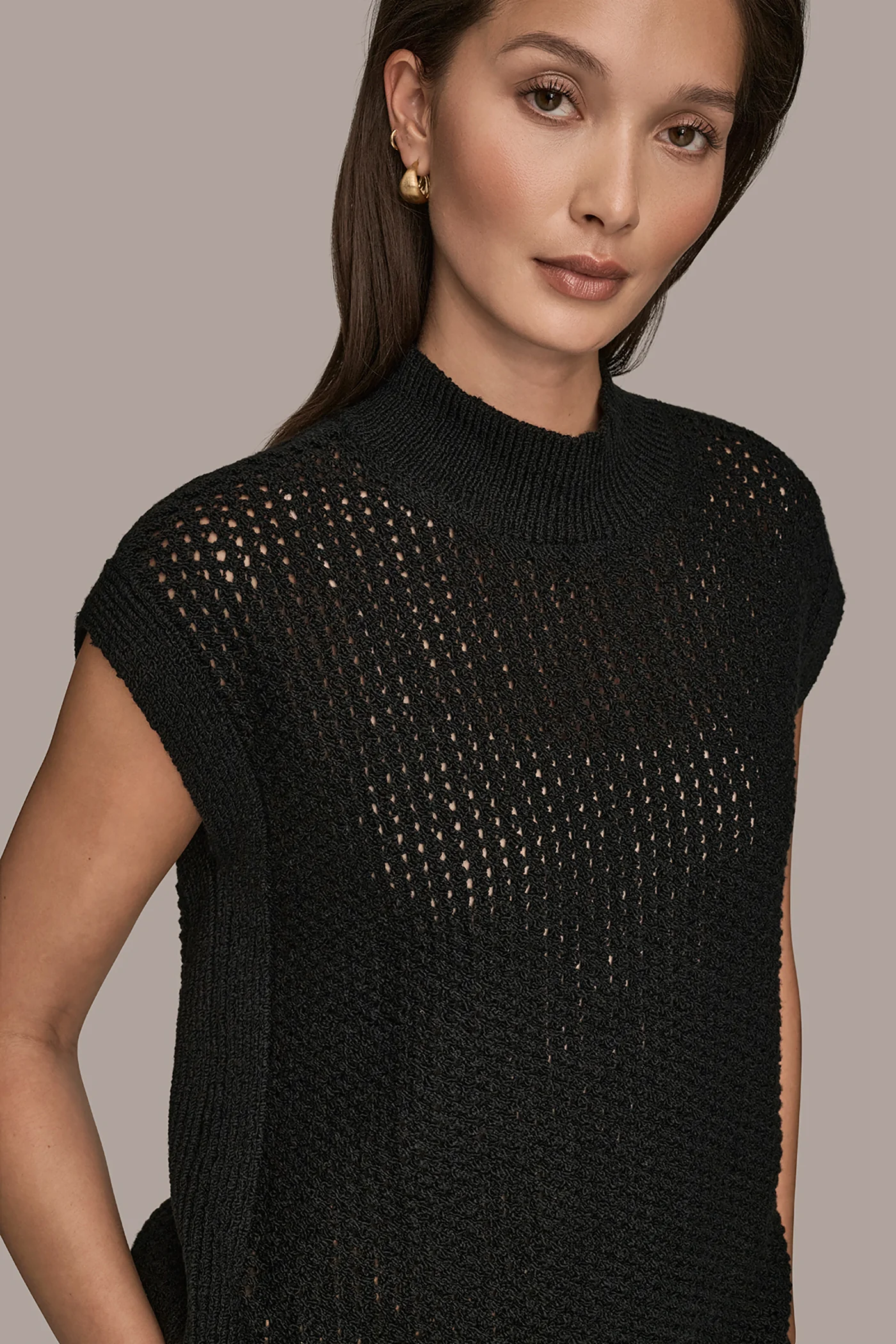 SLEEVELESS MOCK-NECK OPEN STITCH SWEATER - VXVOV