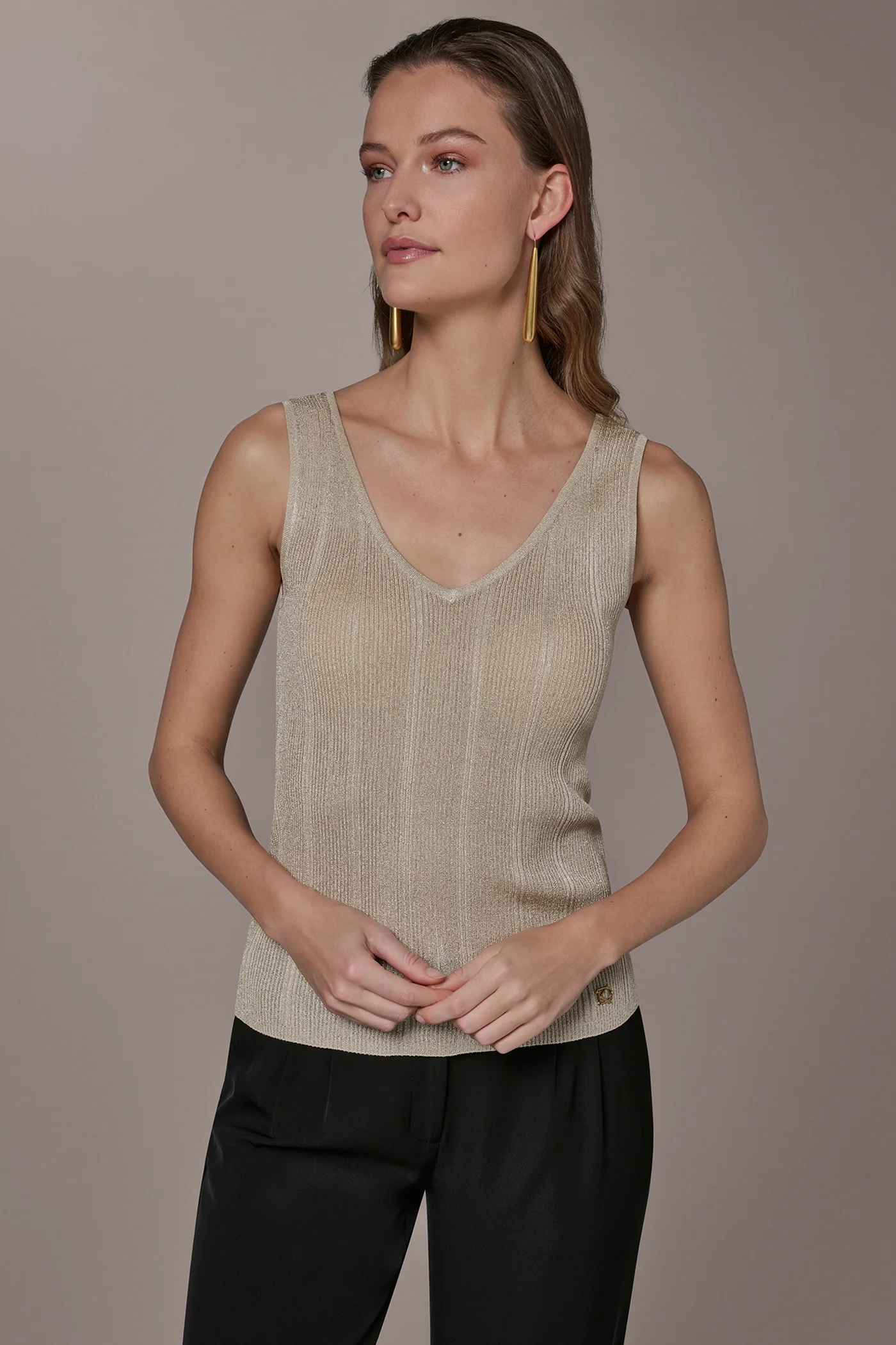 METALLIC RIBBED SWEATER TANK - VXVOV