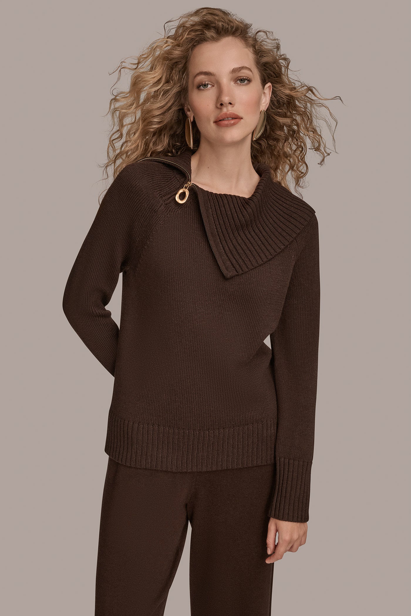 ZIP SPLIT TURTLENECK SWEATER - VXVOV