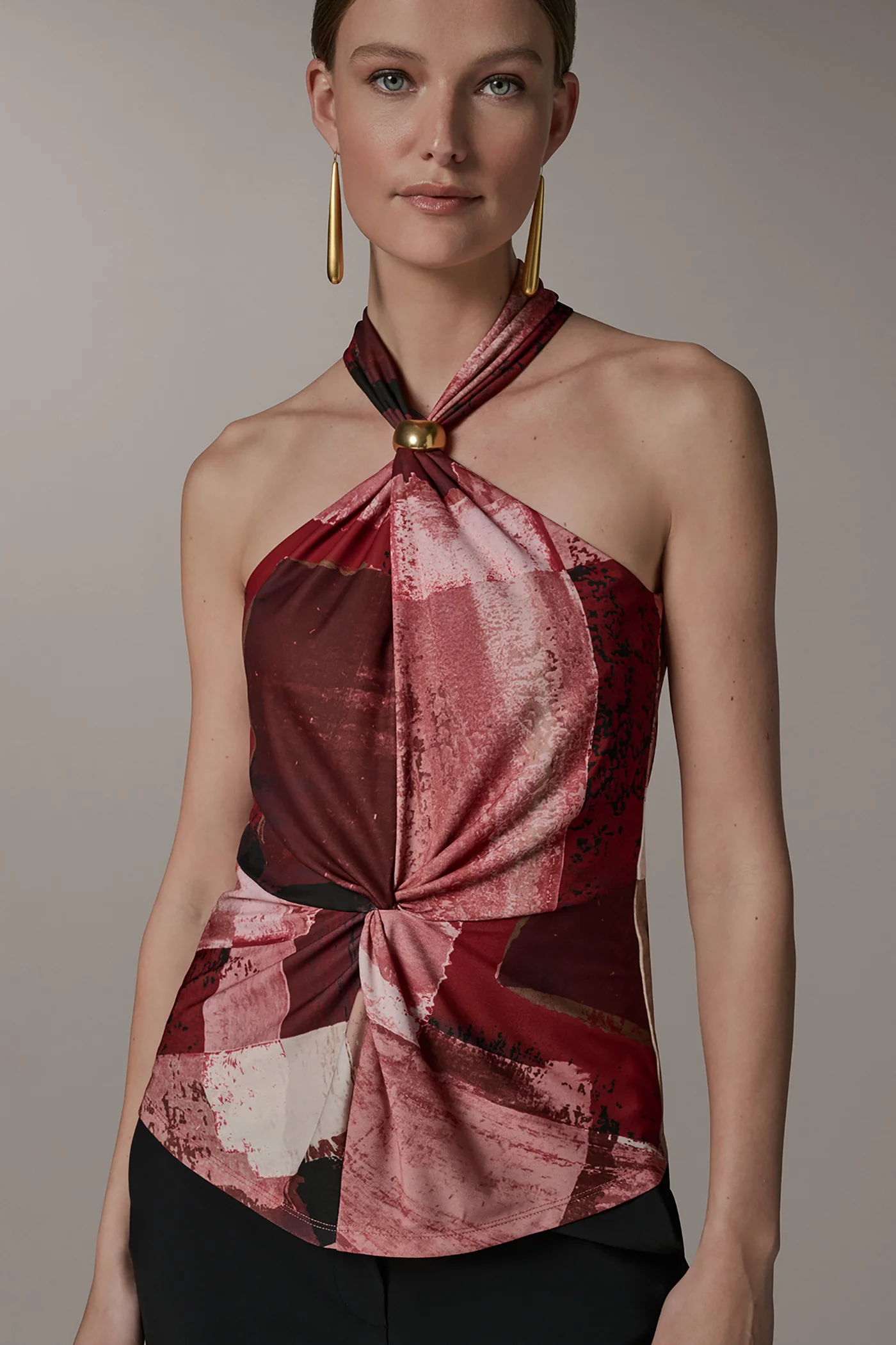SLEEVELESS HALTER BLOUSE - VXVOV