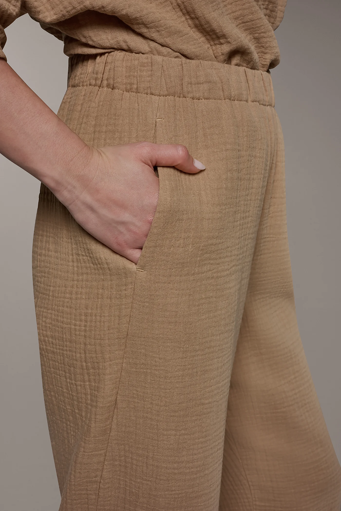 MID-RISE STRAIGHT-LEG PANT - VXVOV