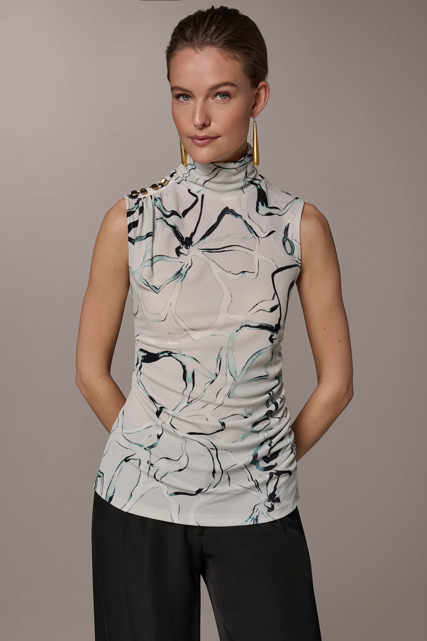 FLORAL BUTTON SHOULDER BLOUSE - VXVOV