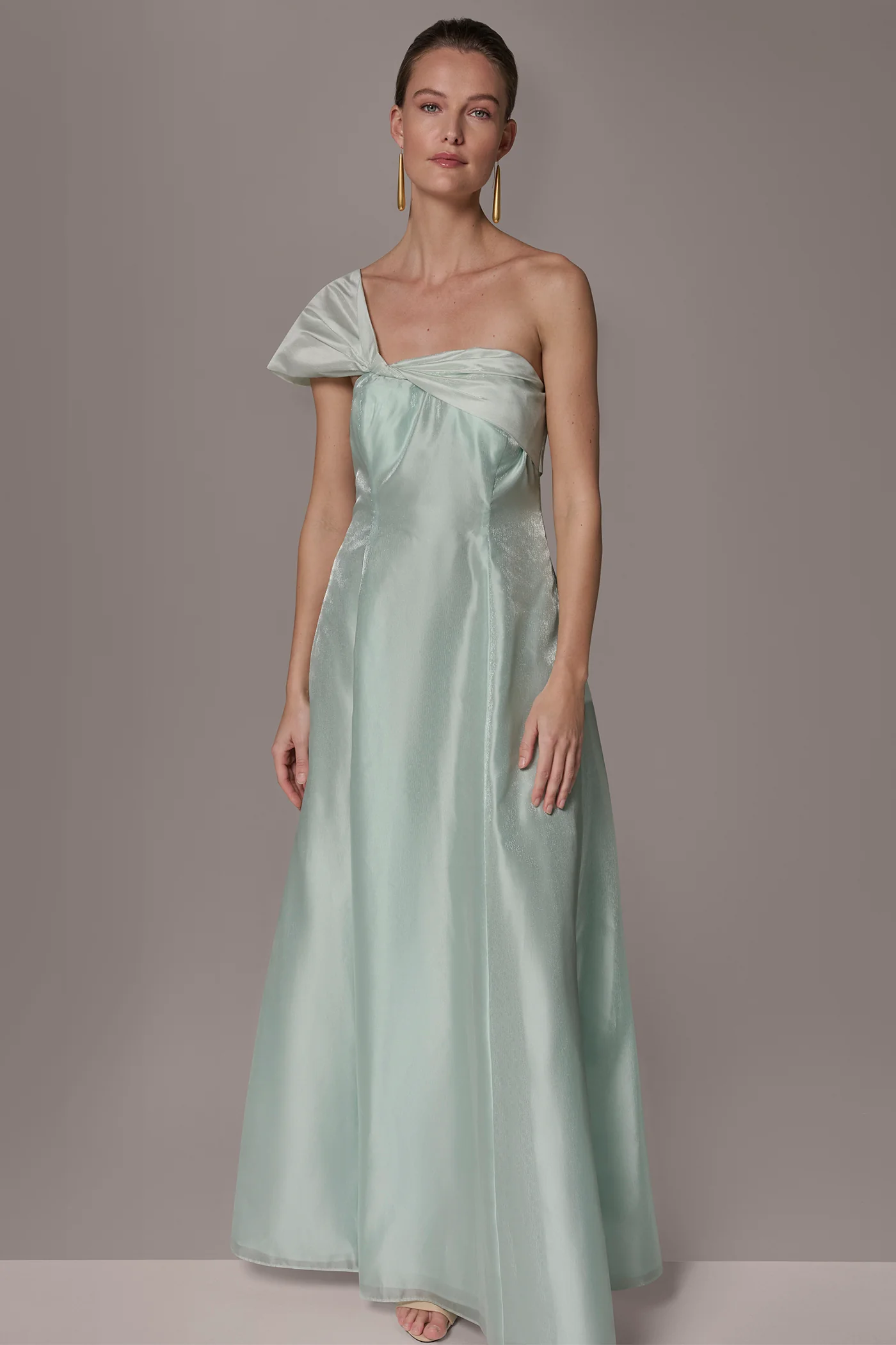 ORGANZA TWIST ONE-SHOULDER BALL GOWN - VXVOV