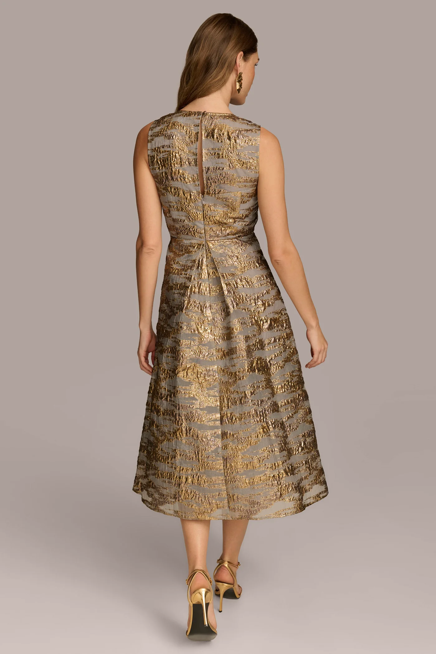 BROCADE ORGANZA SLEEVELESS MIDI GOWN - VXVOV