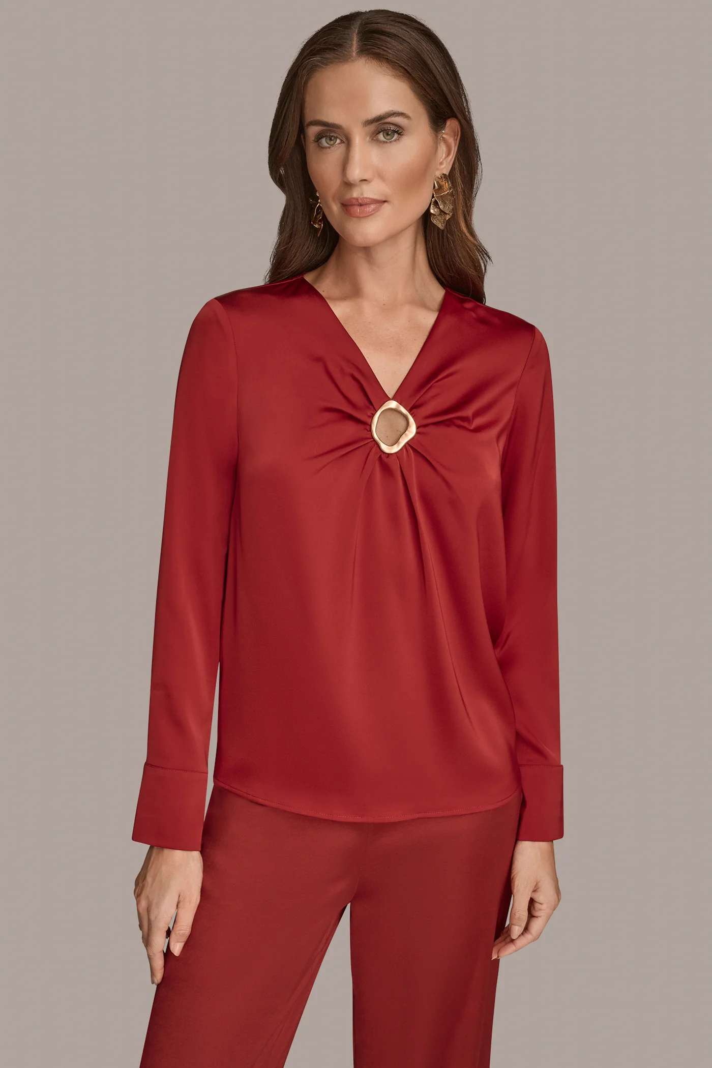 LONG SLEEVE RING V-NECK BLOUSE - VXVOV
