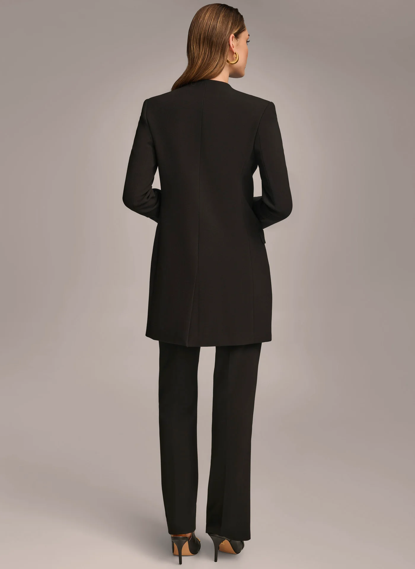 ONE BUTTON COLLARLESS TOPPER - VXVOV