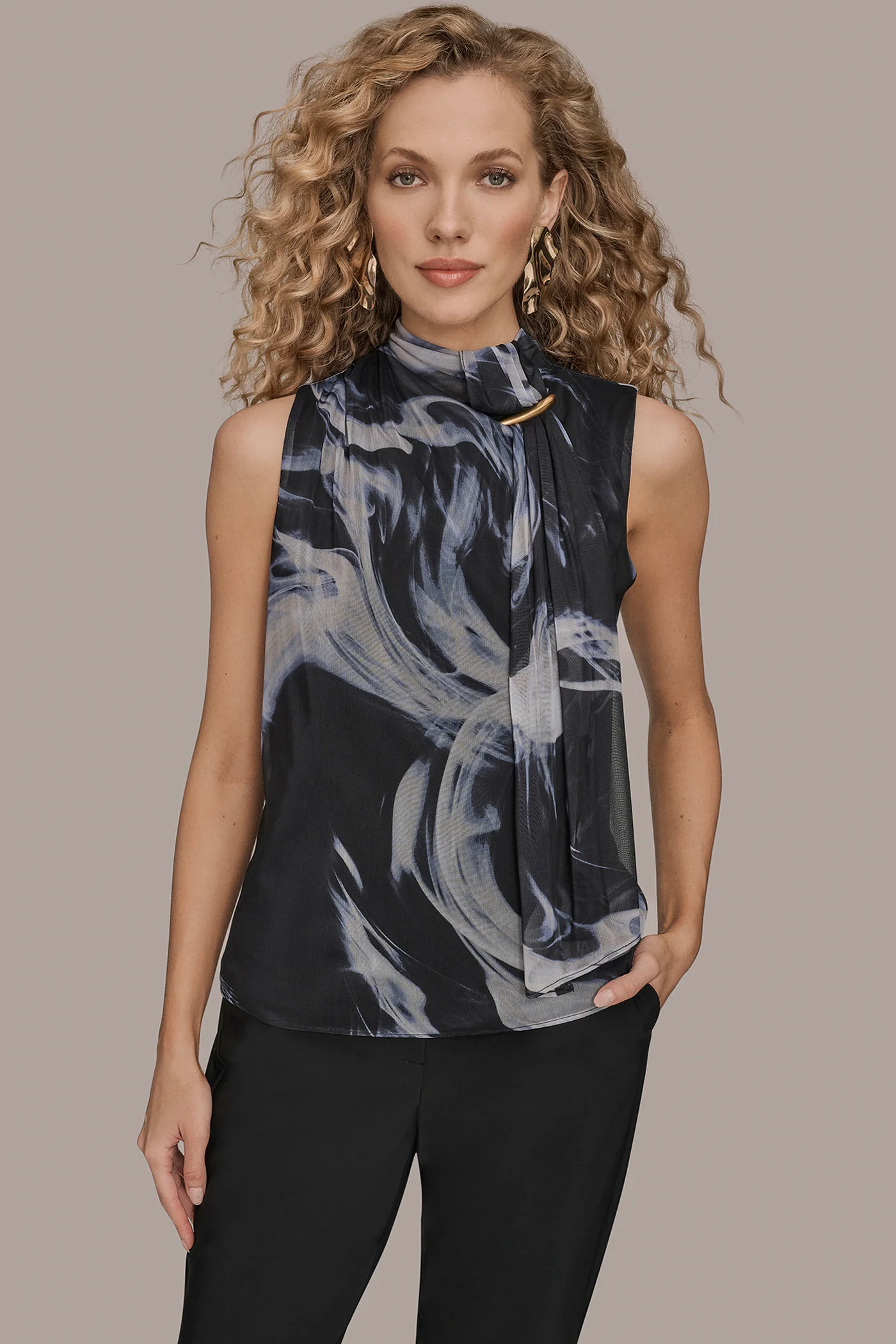 TIE-NECK HALTER BLOUSE - VXVOV