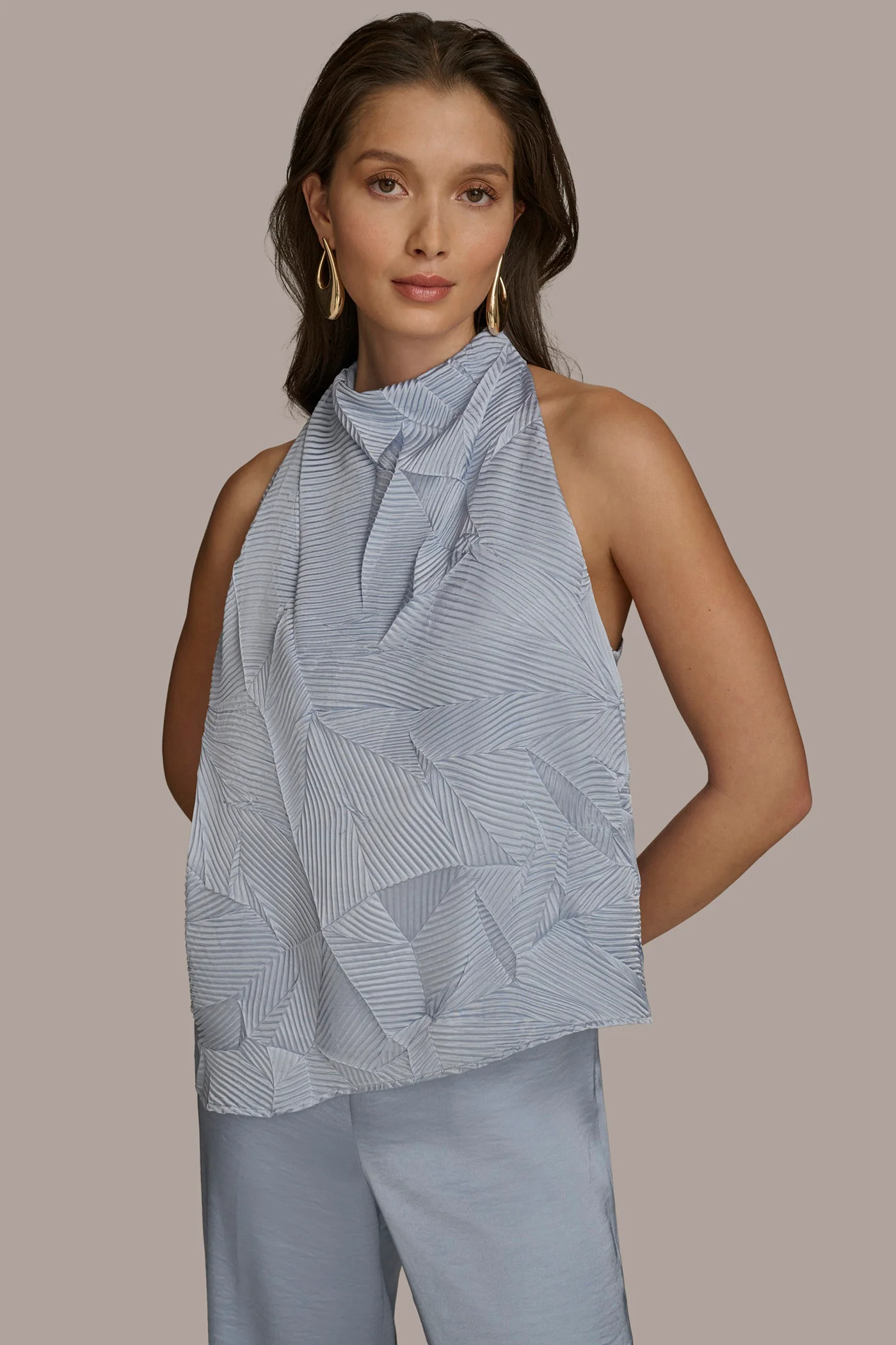 TEXTURED TOP WITH ANGLED HEM - VXVOV