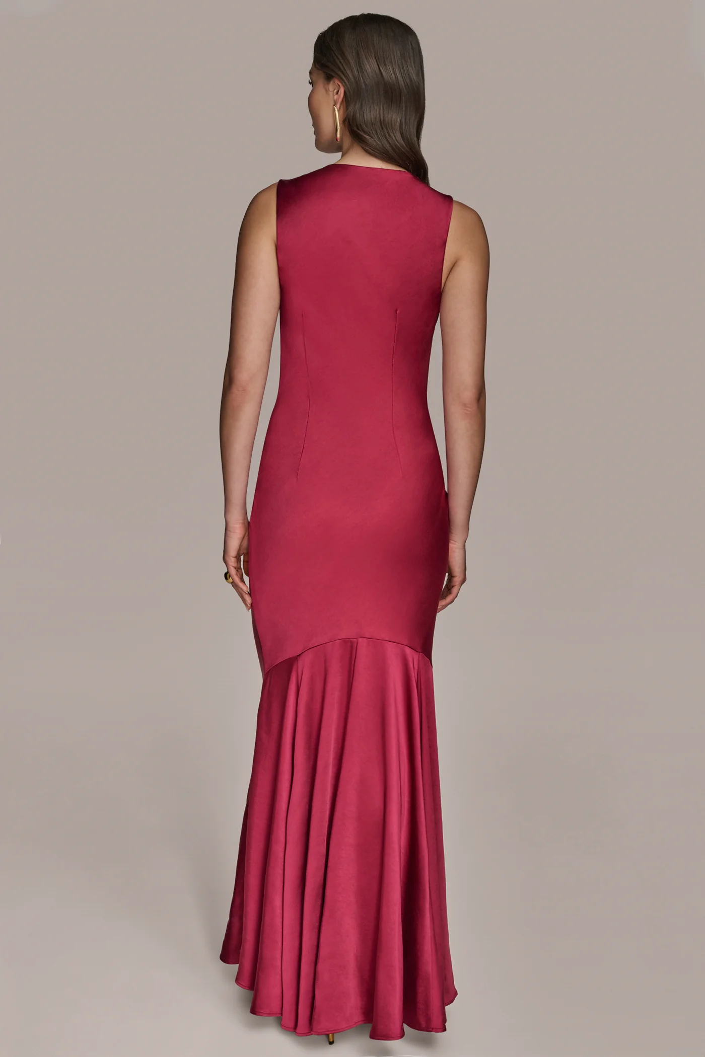 SATIN SLEEVELESS COWL-NECK GOWN - VXVOV