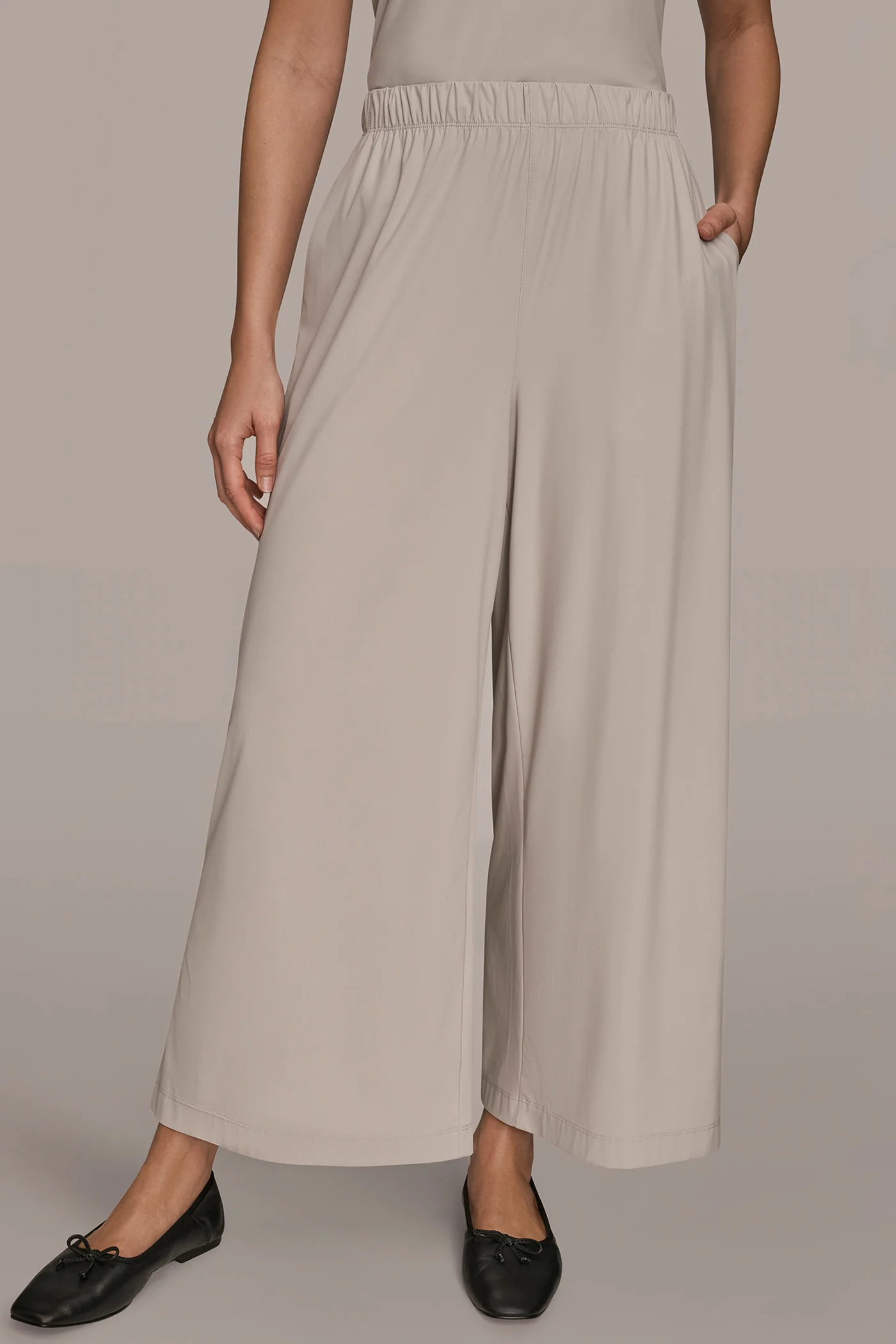 MID-RISE RELAXED ANKLE PANT - VXVOV