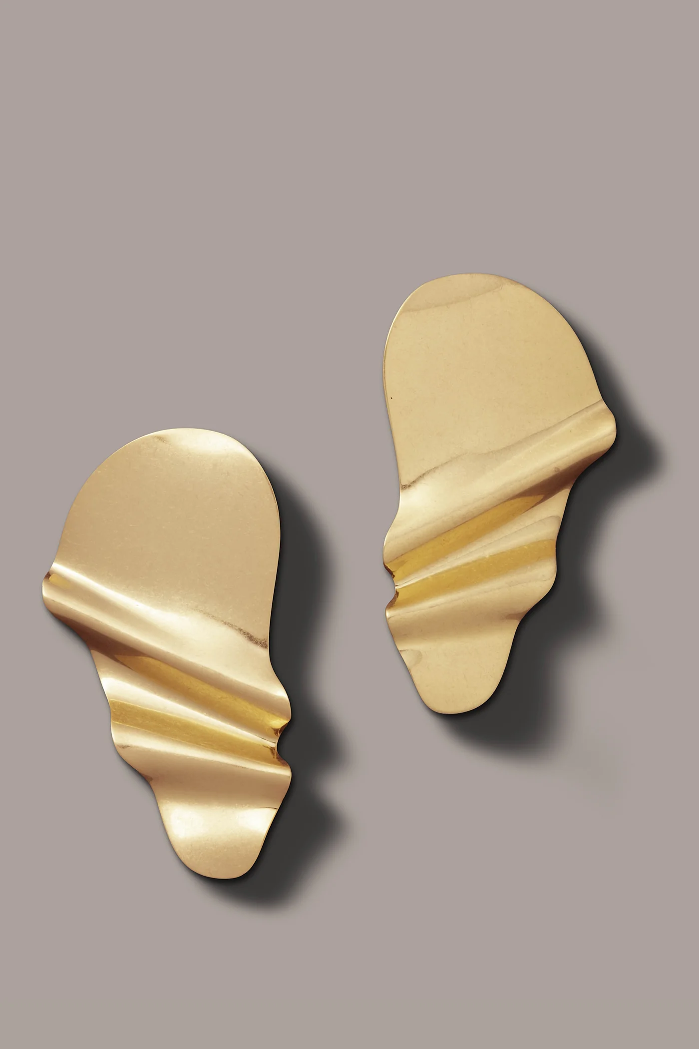 OVERSIZED TWISTED STUD EARRING - VXVOV