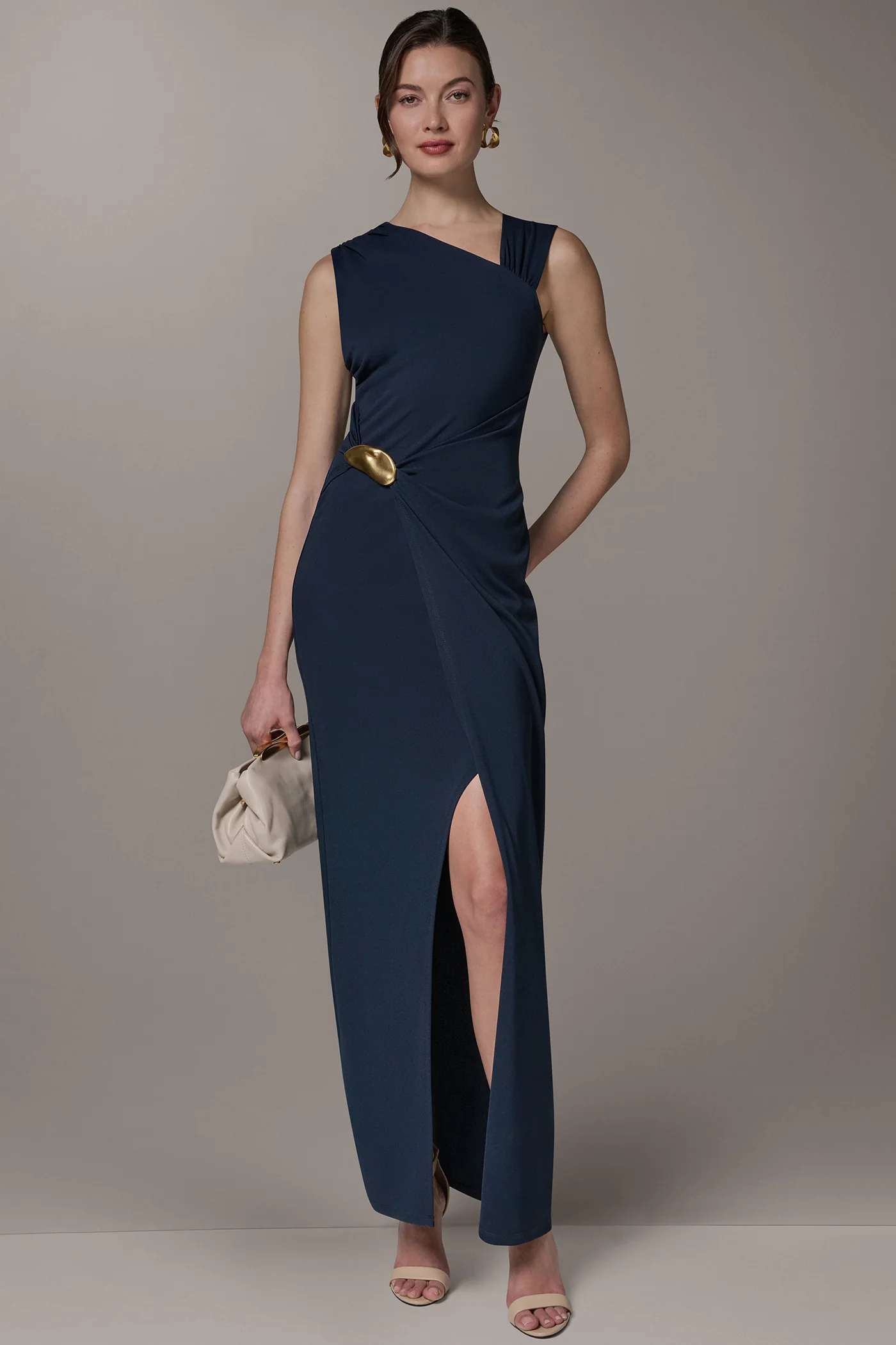 SLEEVELESS ASYMMETRIC GOWN - VXVOV