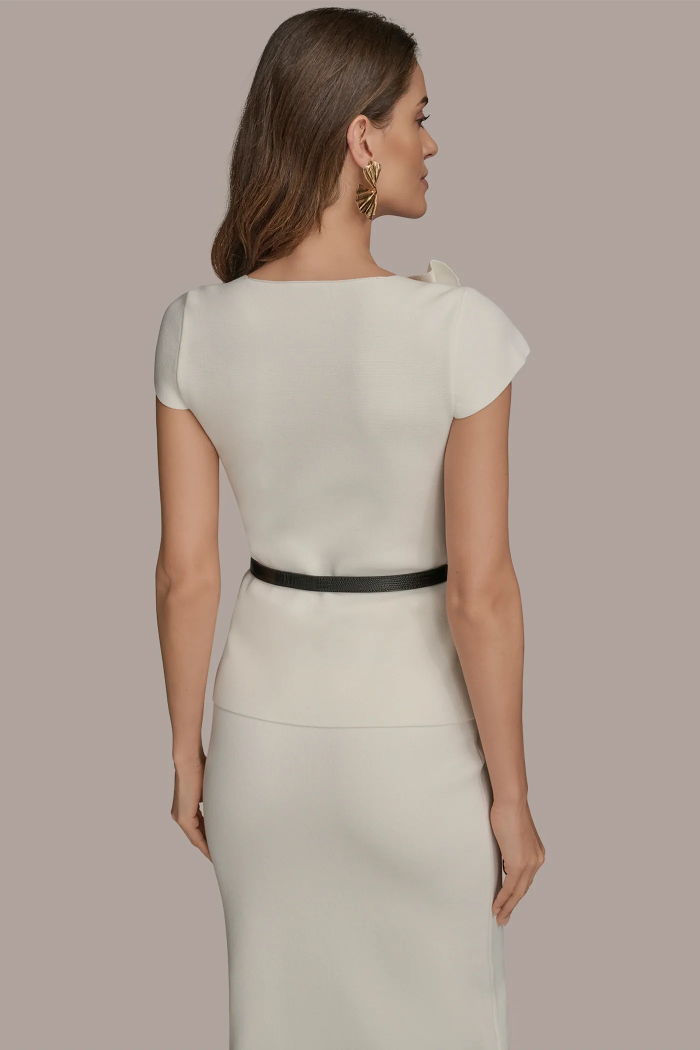 SHORT SLEEVE ASYMMETRIC NECK SWEATER - VXVOV