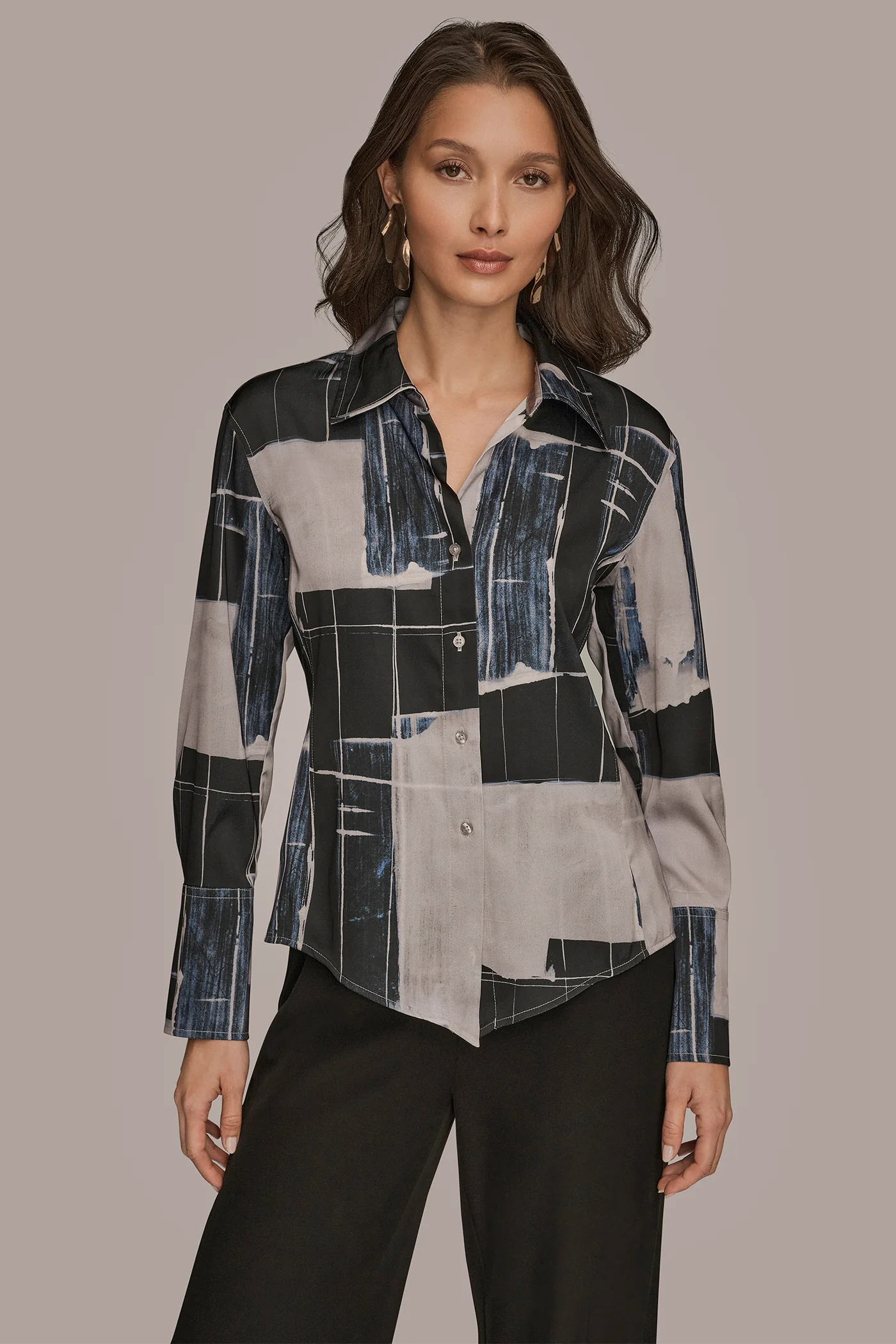 ABSTRACT PRINT HANDKERCHIEF HEM SATIN SHIRT - VXVOV