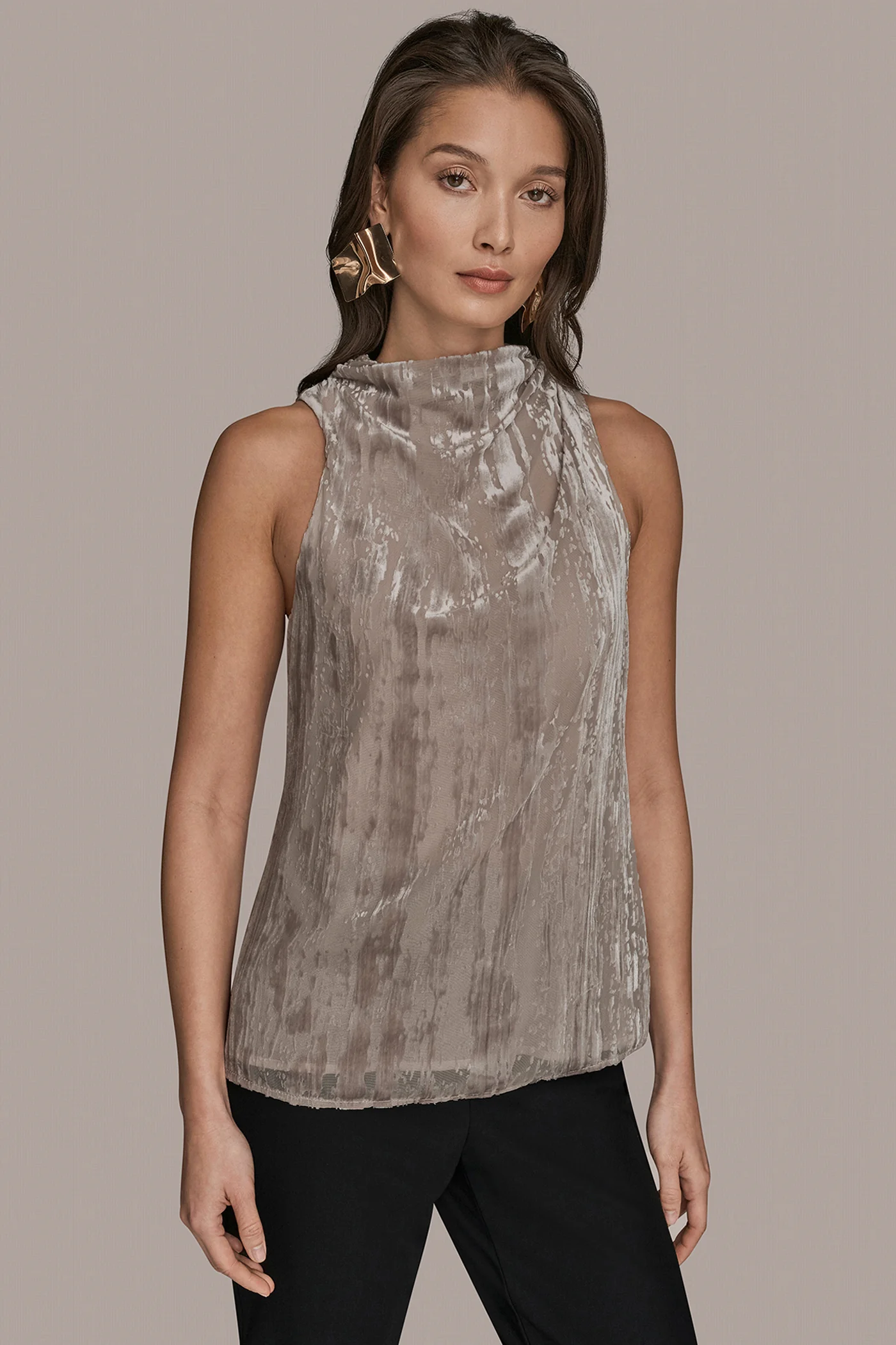 SLEEVELESS HIGH-NECK BURNOUT BLOUSE - VXVOV