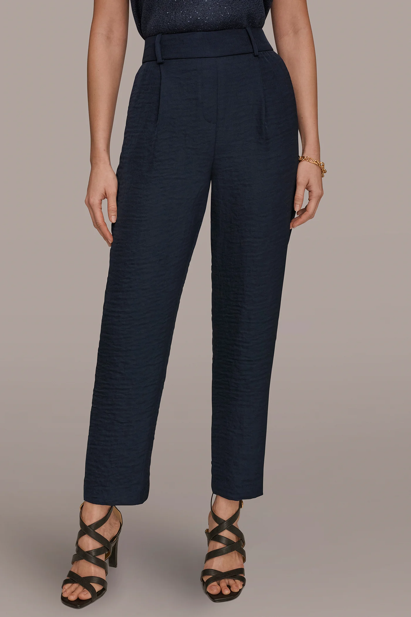PLEATED STRAIGHT PANT - VXVOV