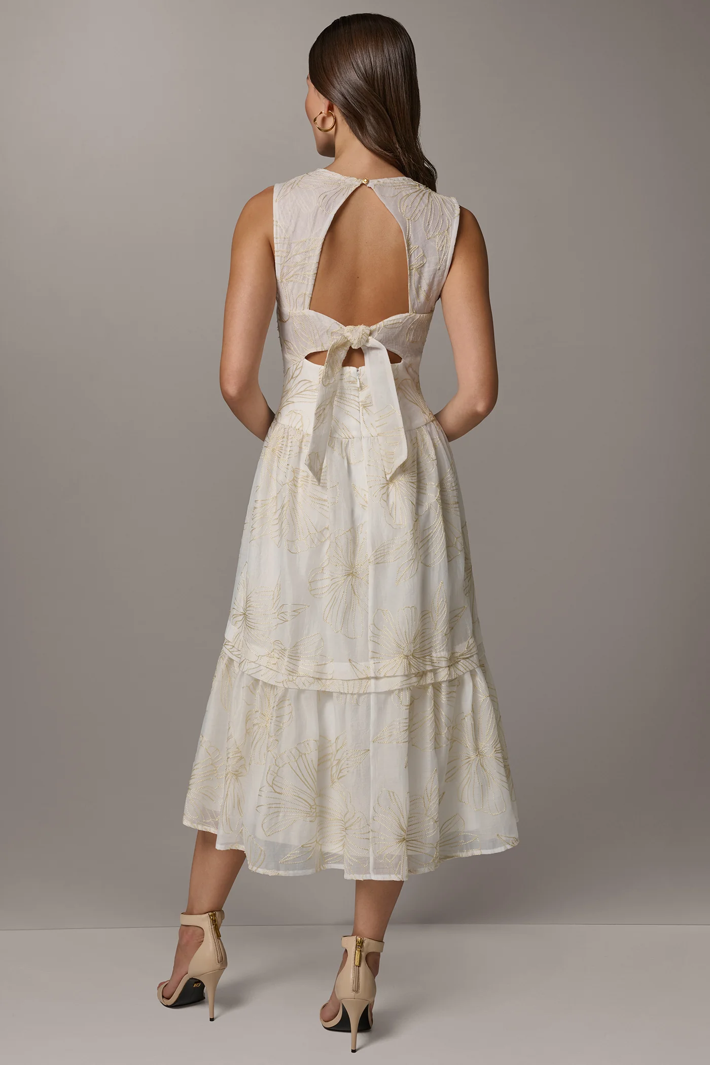 SLEEVELESS CUTOUT MIDI A-LINE DRESS - VXVOV