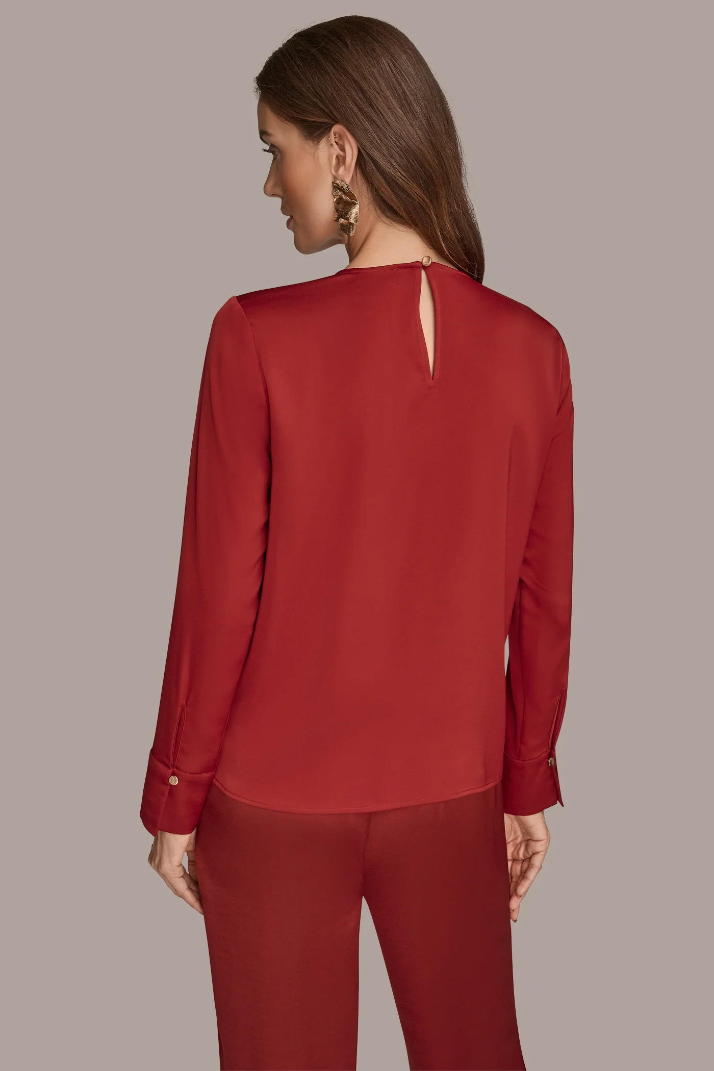LONG SLEEVE RING V-NECK BLOUSE - VXVOV