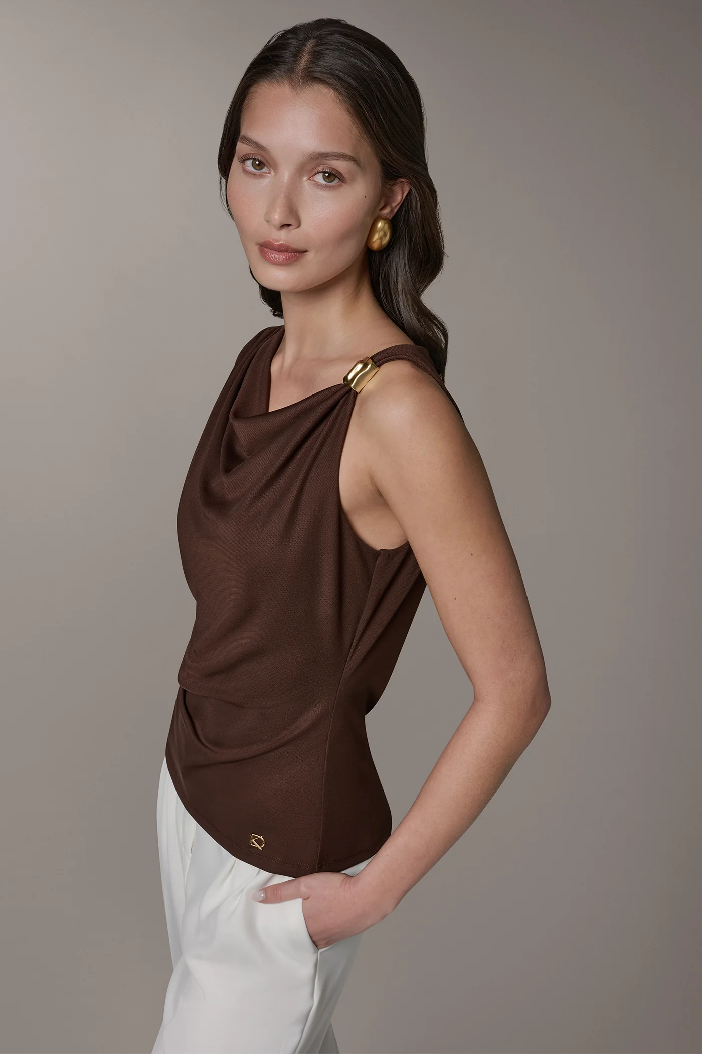 SLEEVELESS COWL-NECK TOP - VXVOV
