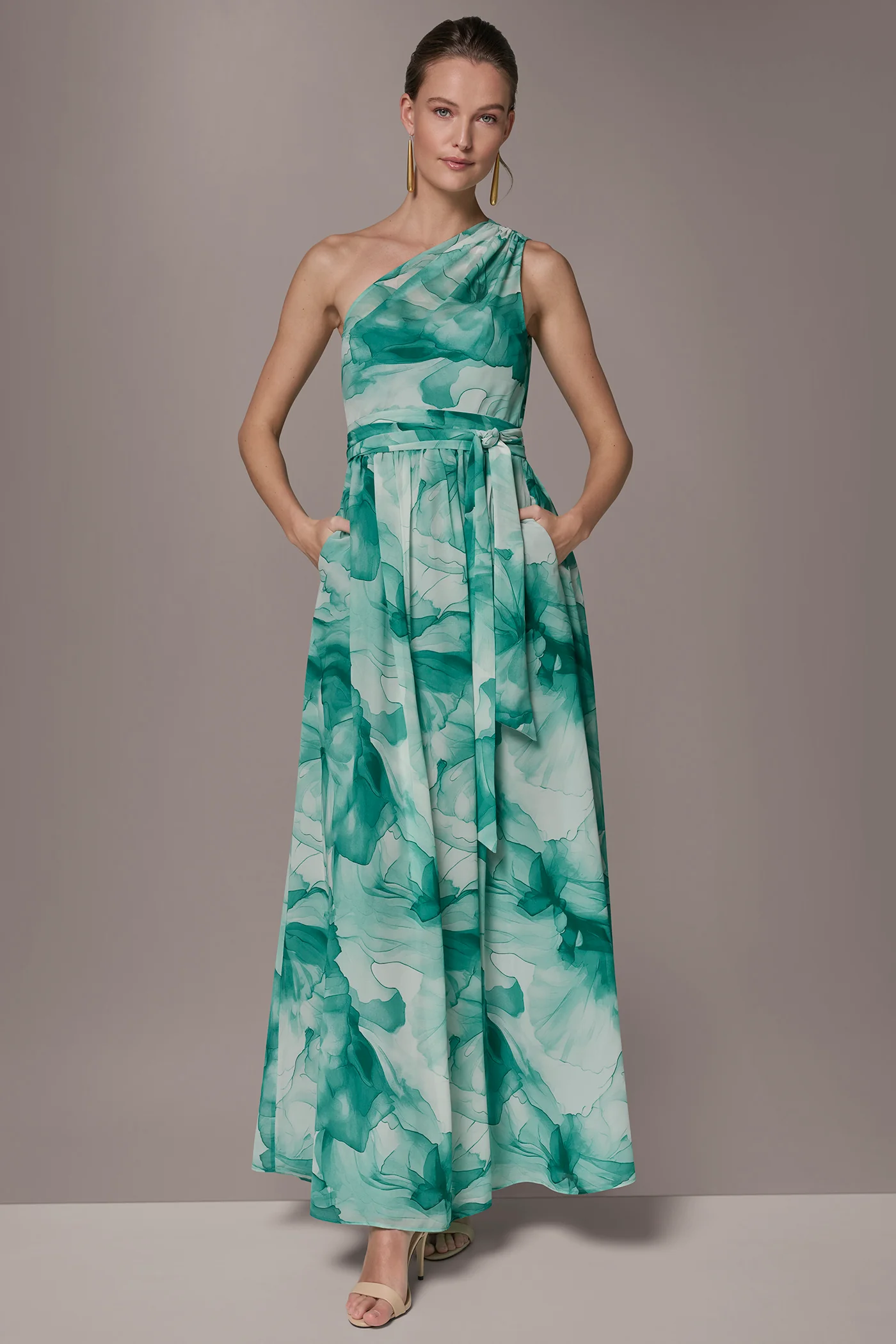 CHIFFON FLORAL ONE-SHOULDER GOWN - VXVOV