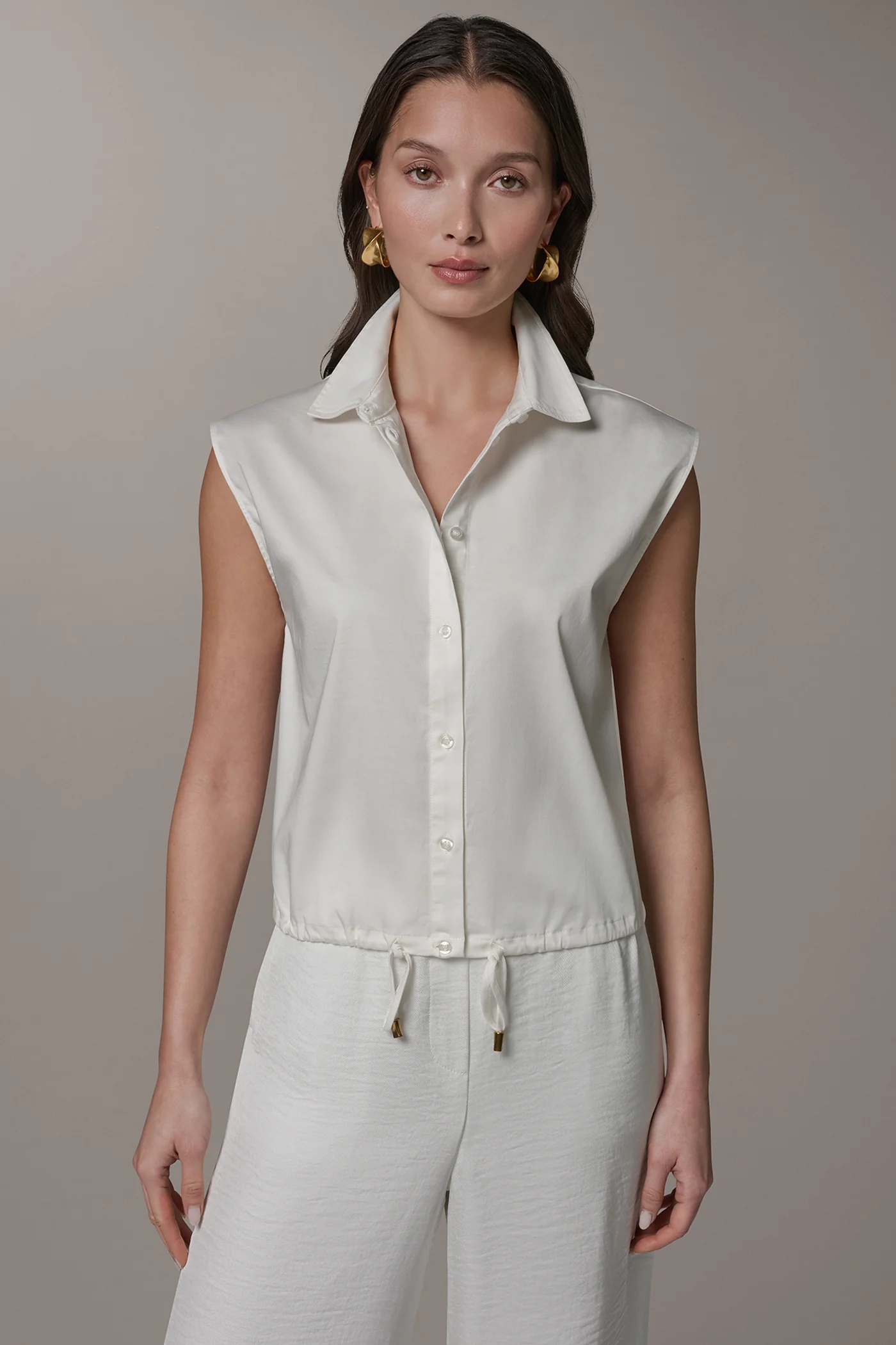 SLEEVELESS COLLARED BLOUSE - VXVOV