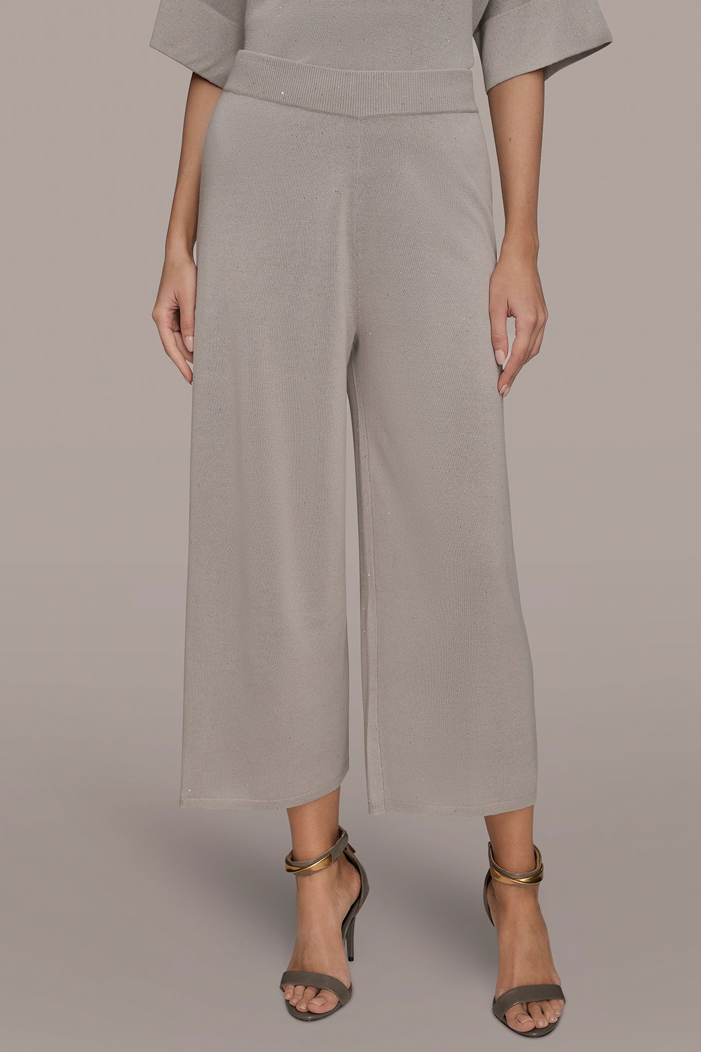 CROPPED EXTRA HIGH-RISE SWEATER PANT - VXVOV
