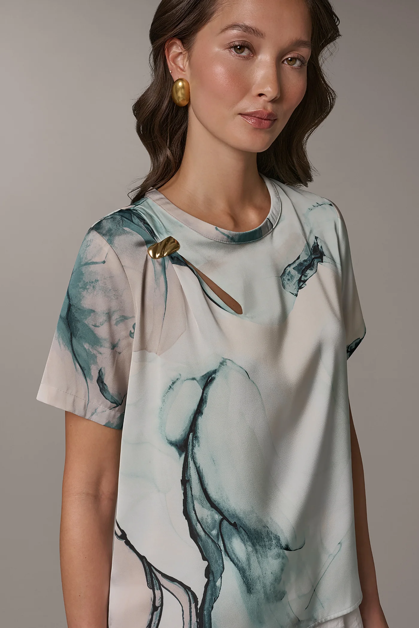 MARBLE GOLD-TONE EMBELLISHED SHOULDER TOP - VXVOV