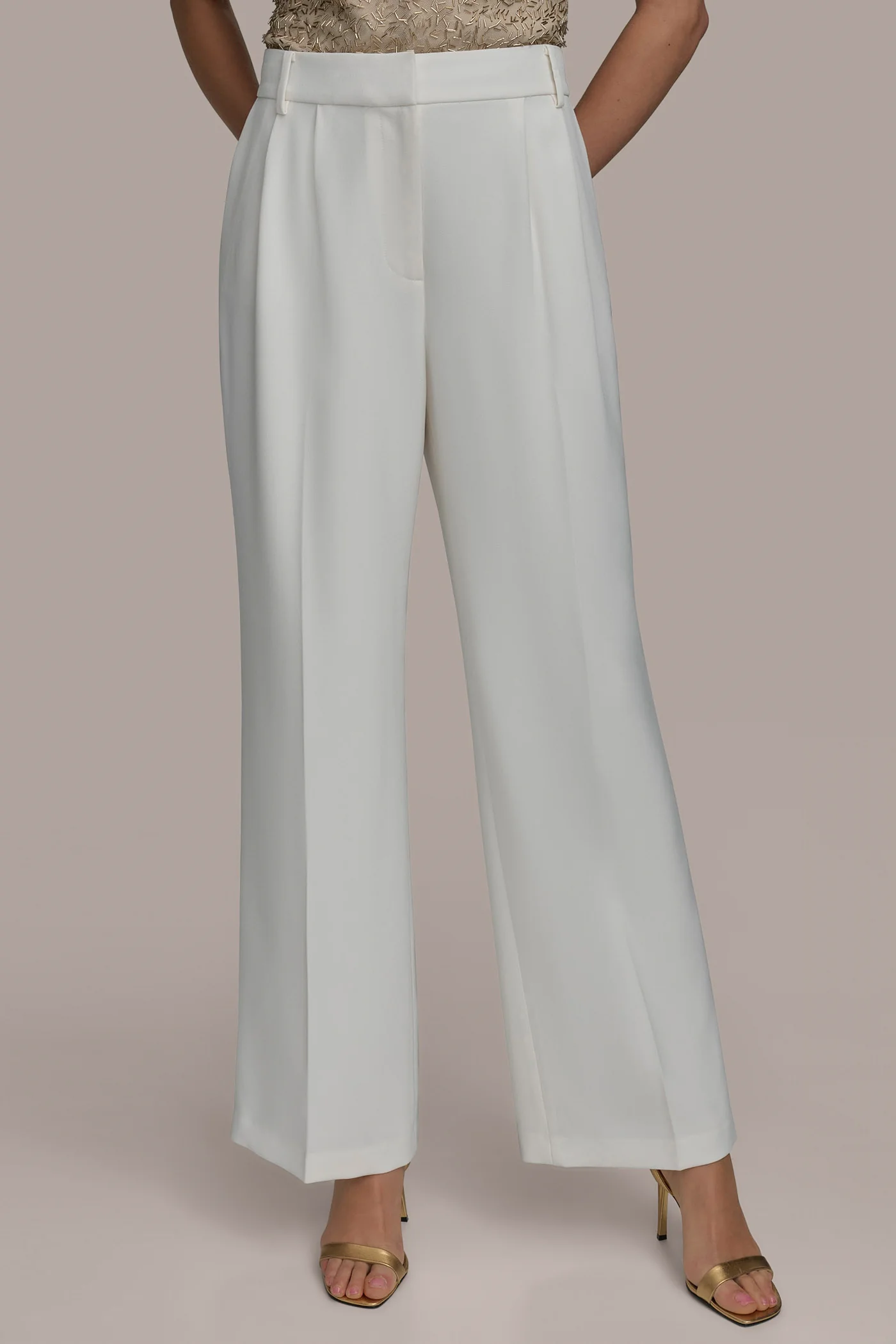 WIDE PANT WITH PLEATS - VXVOV