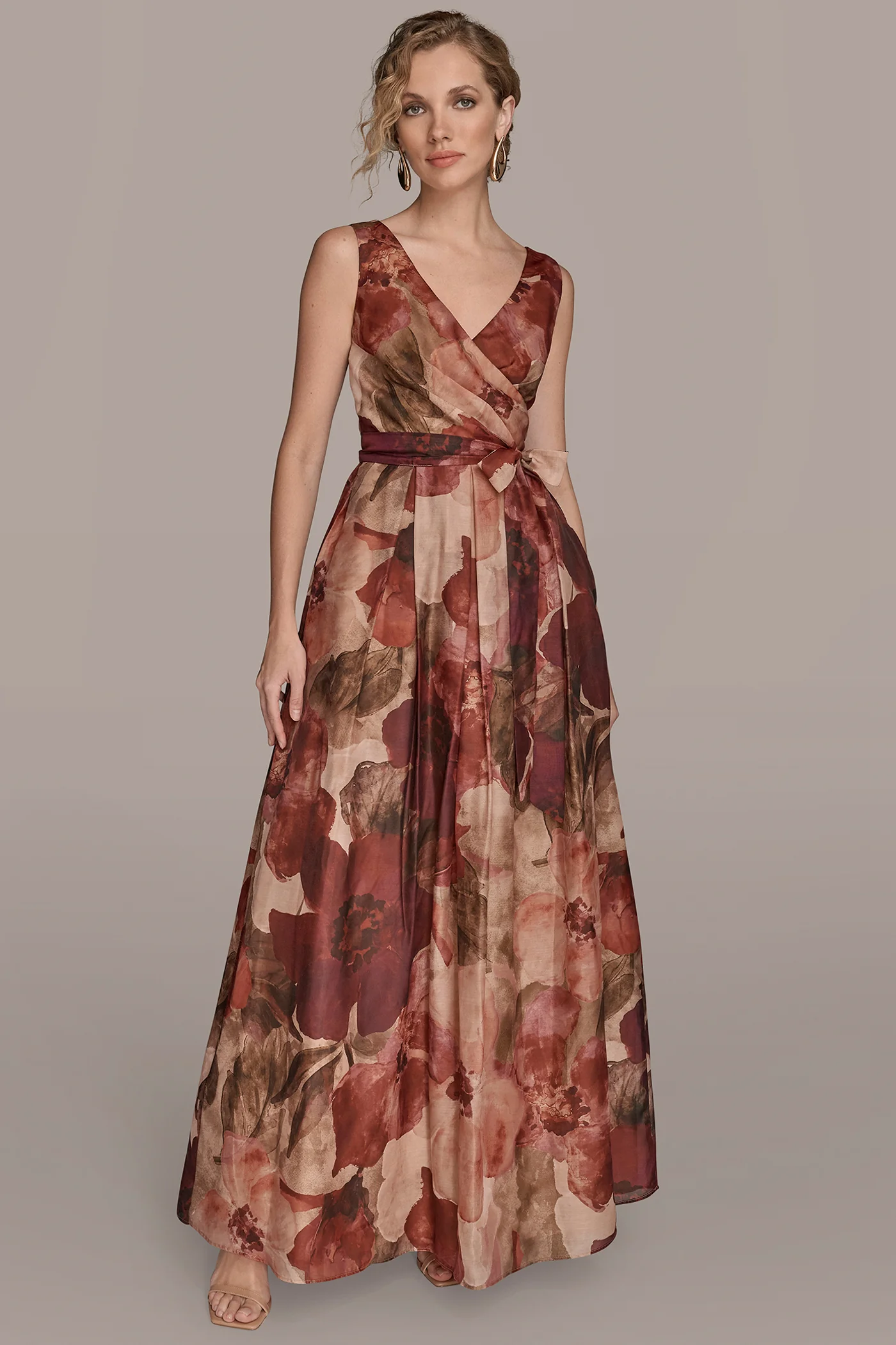 ORGANZA FLORAL SLEEVELESS WRAP GOWN - VXVOV