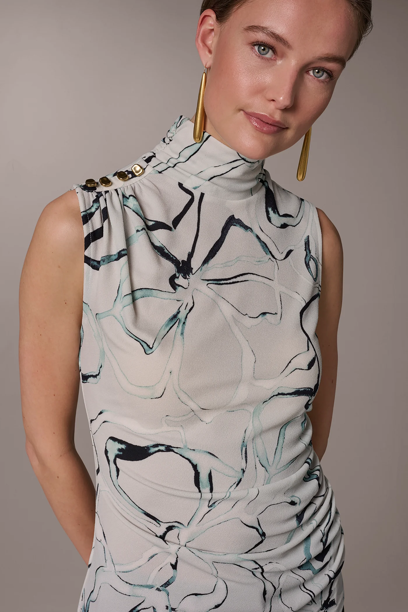 FLORAL BUTTON SHOULDER BLOUSE - VXVOV