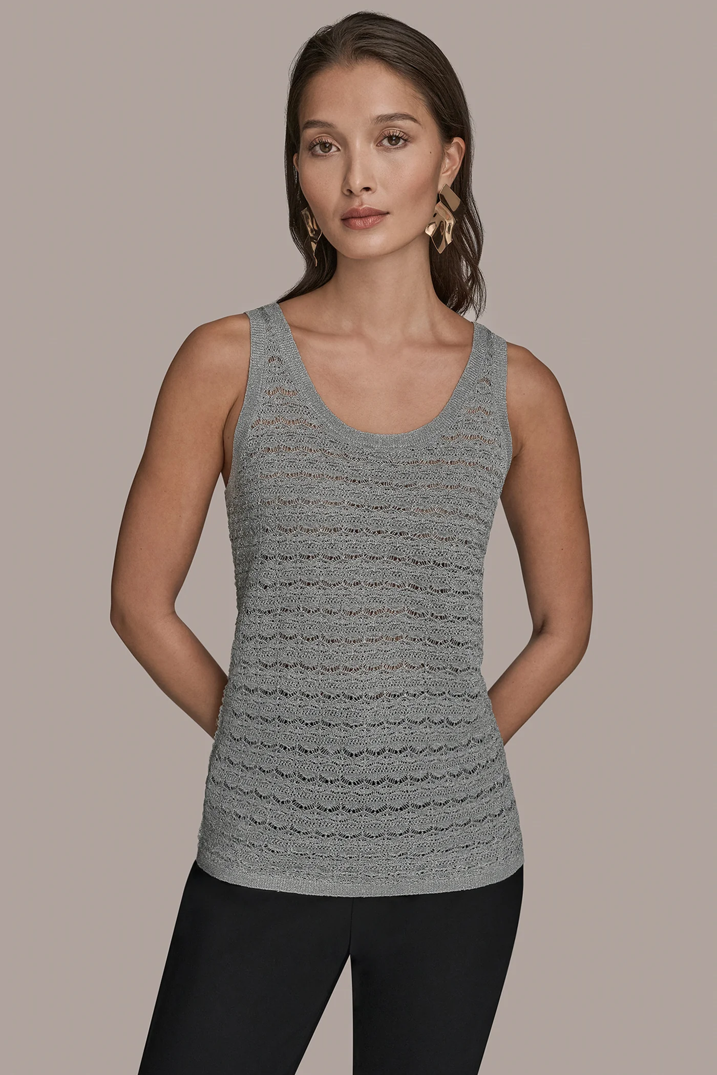 SLEEVELESS SCOOP-NECK POINTELLE SHELL SWEATER - VXVOV