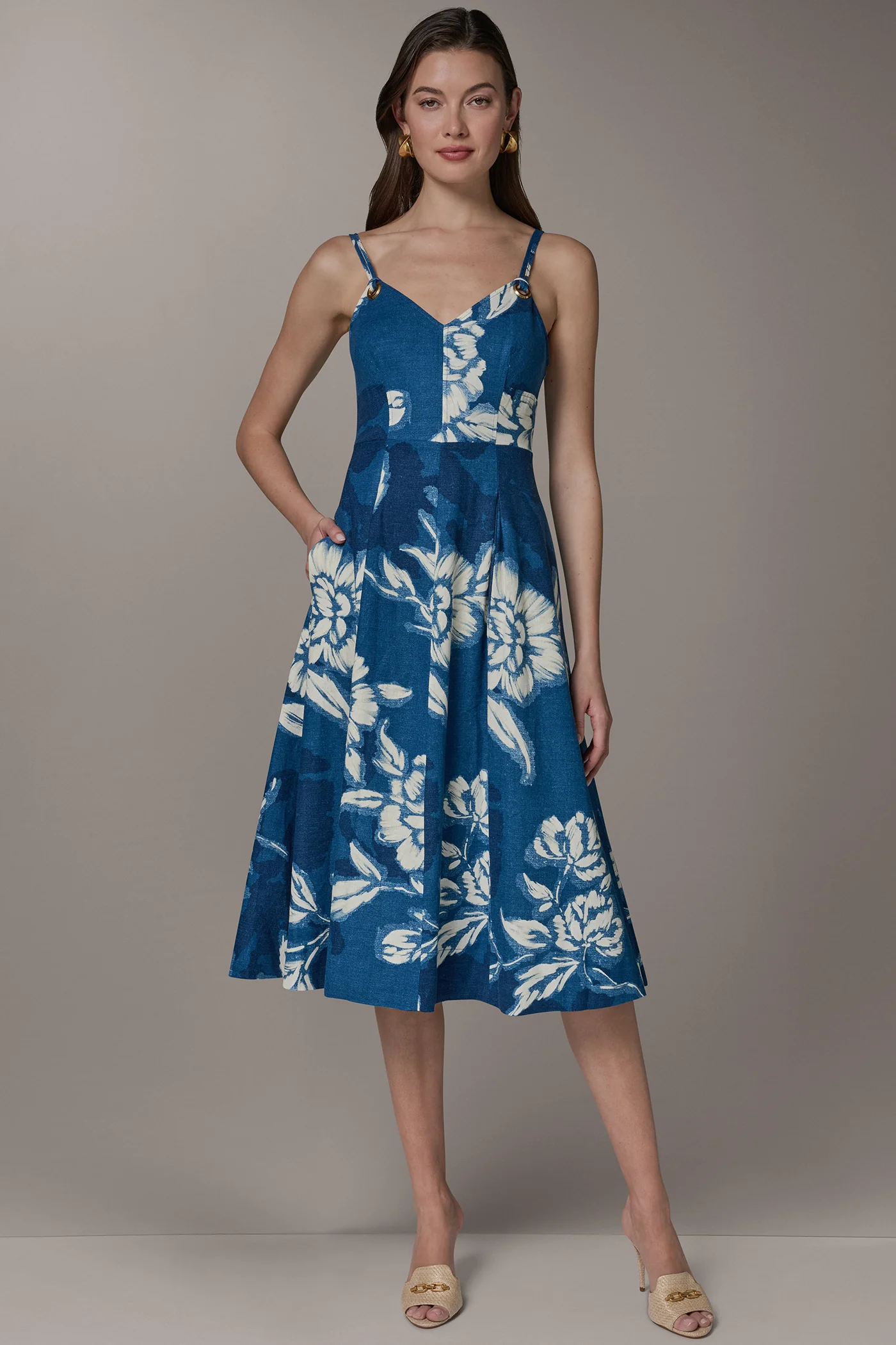 SLEEVELESS MIDI FIT AND FLARE DRESS - VXVOV