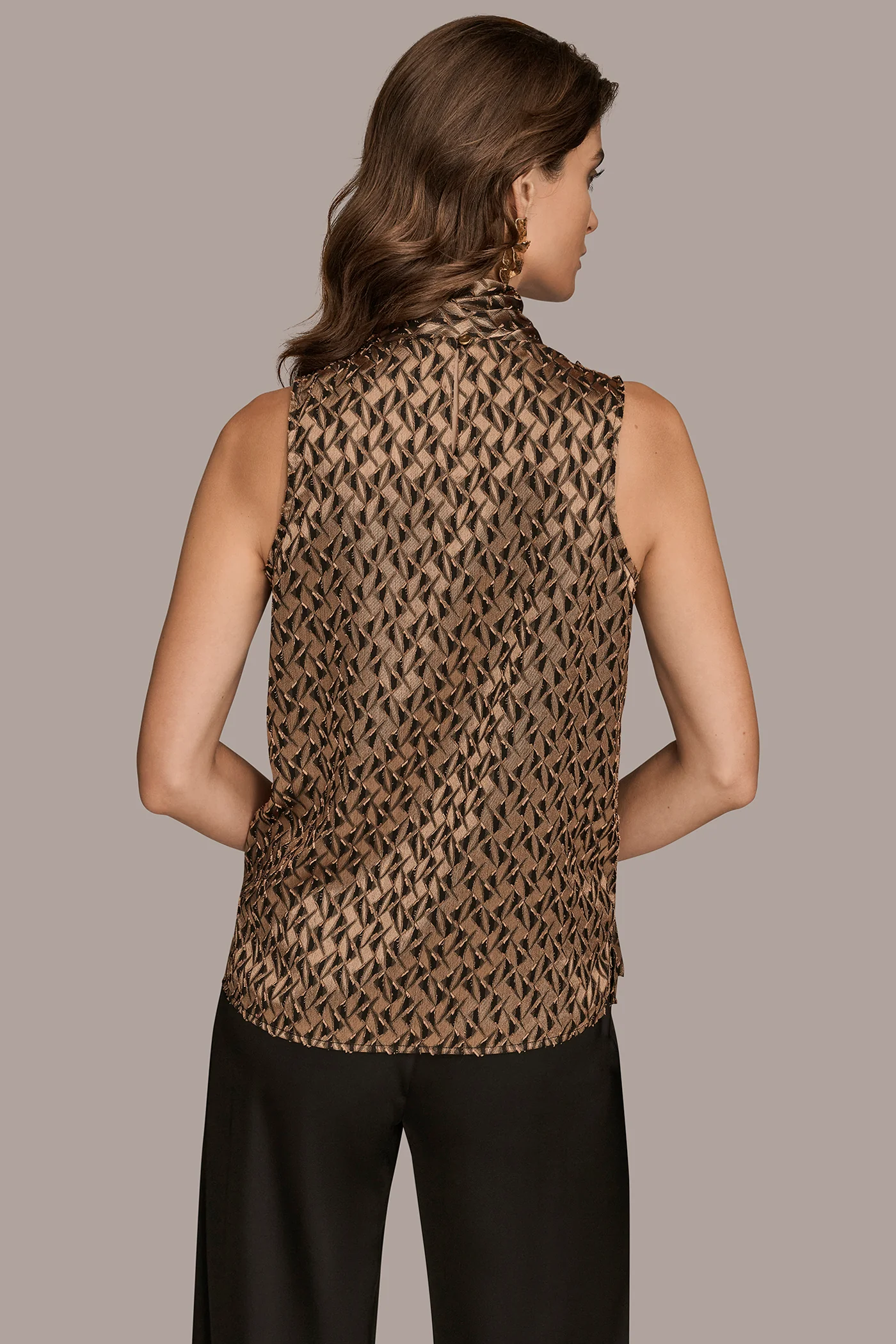 SLEEVELESS GEOMETRIC JACQUARD TOP - VXVOV