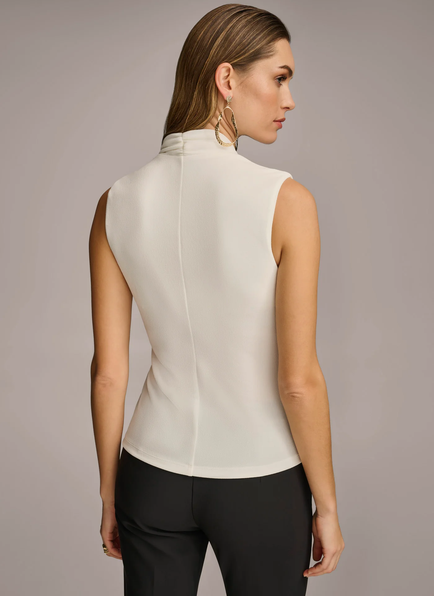 V NECK WITH HARDWARE AND RUCHED DETAIL - VXVOV