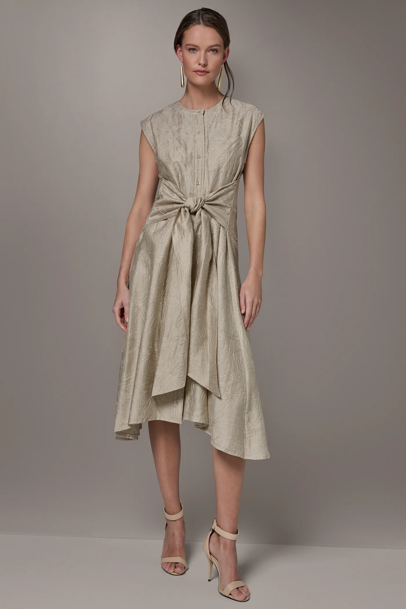 EMBROIDERED TIE-FRONT MIDI DRESS - VXVOV