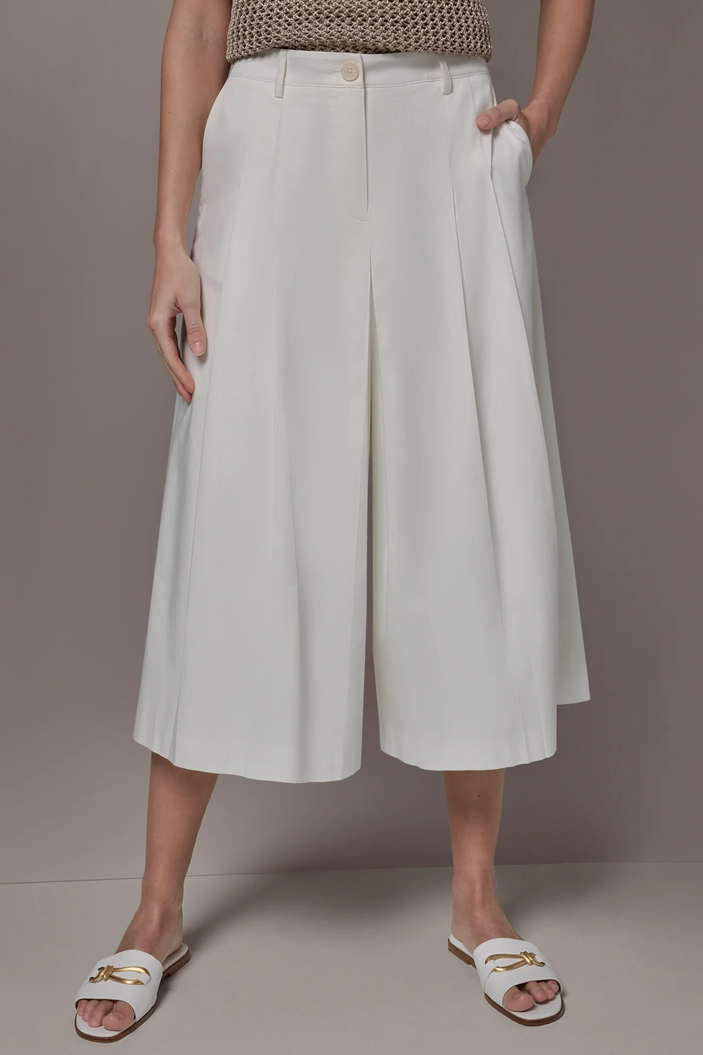 EXTRA HIGH-RISE COTTON-SATEEN PLEATED WIDE-LEG PANT - VXVOV