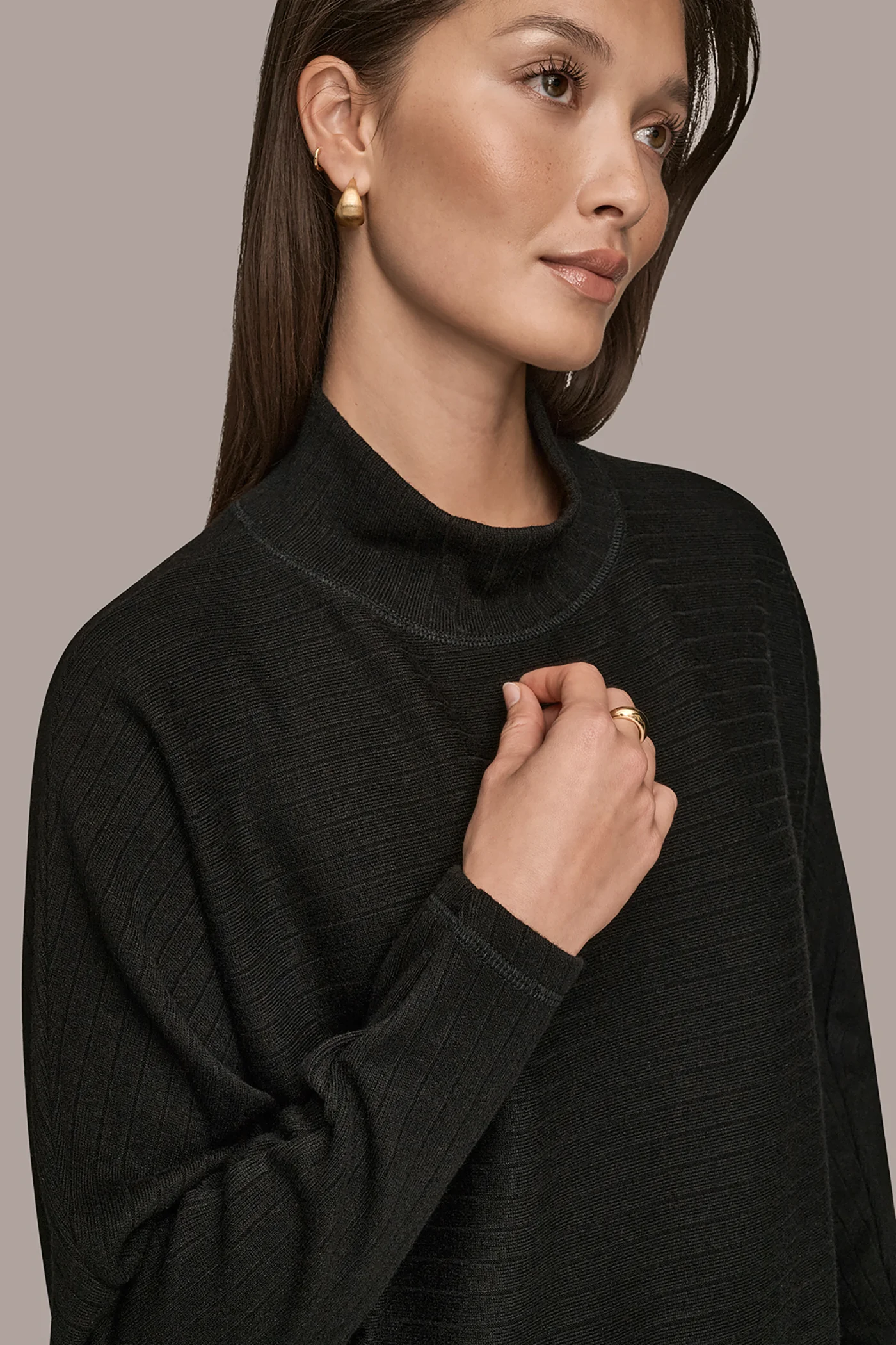 CROPPED RIBBED MOCK-NECK TOP - VXVOV