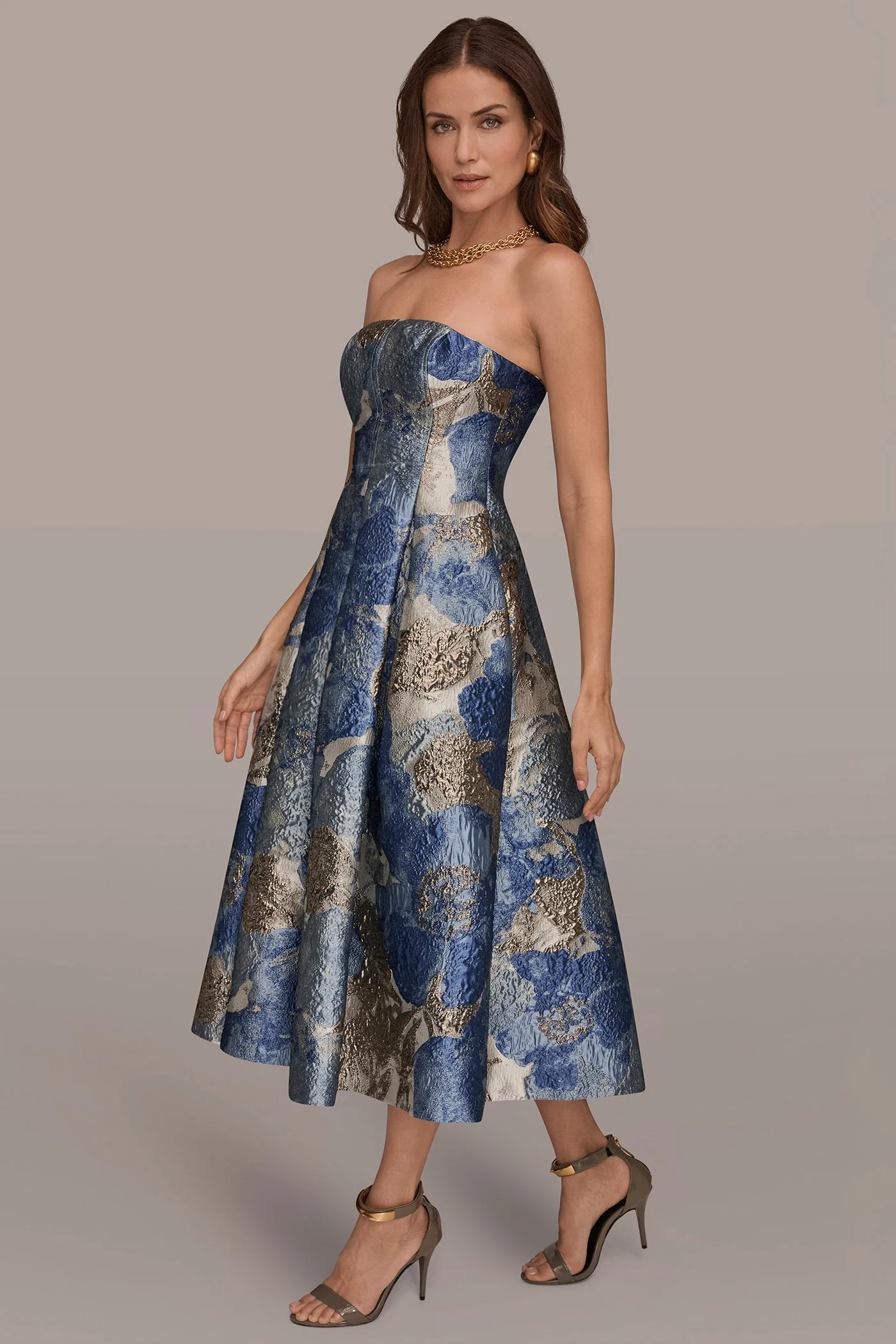 METALLIC FLORAL-JACQUARD SLEEVELESS MIDI GOWN - VXVOV