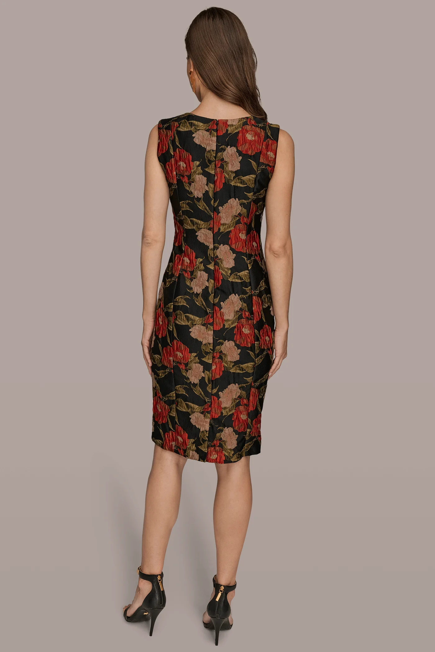 SLEEVELESS FLORAL BROCADE SHEATH DRESS - VXVOV