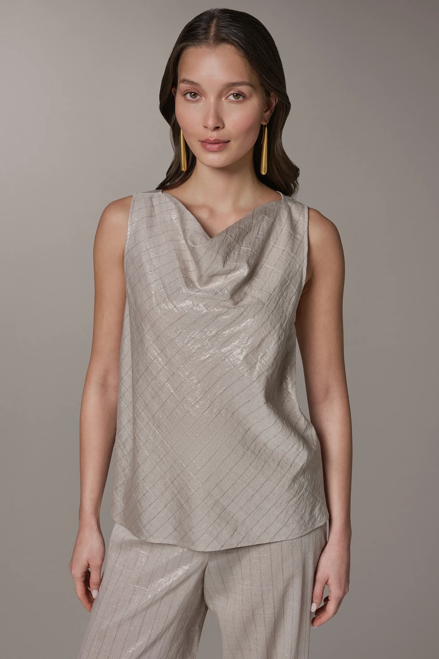 SLEEVELESS METALLIC PINSTRIPE TOP - VXVOV
